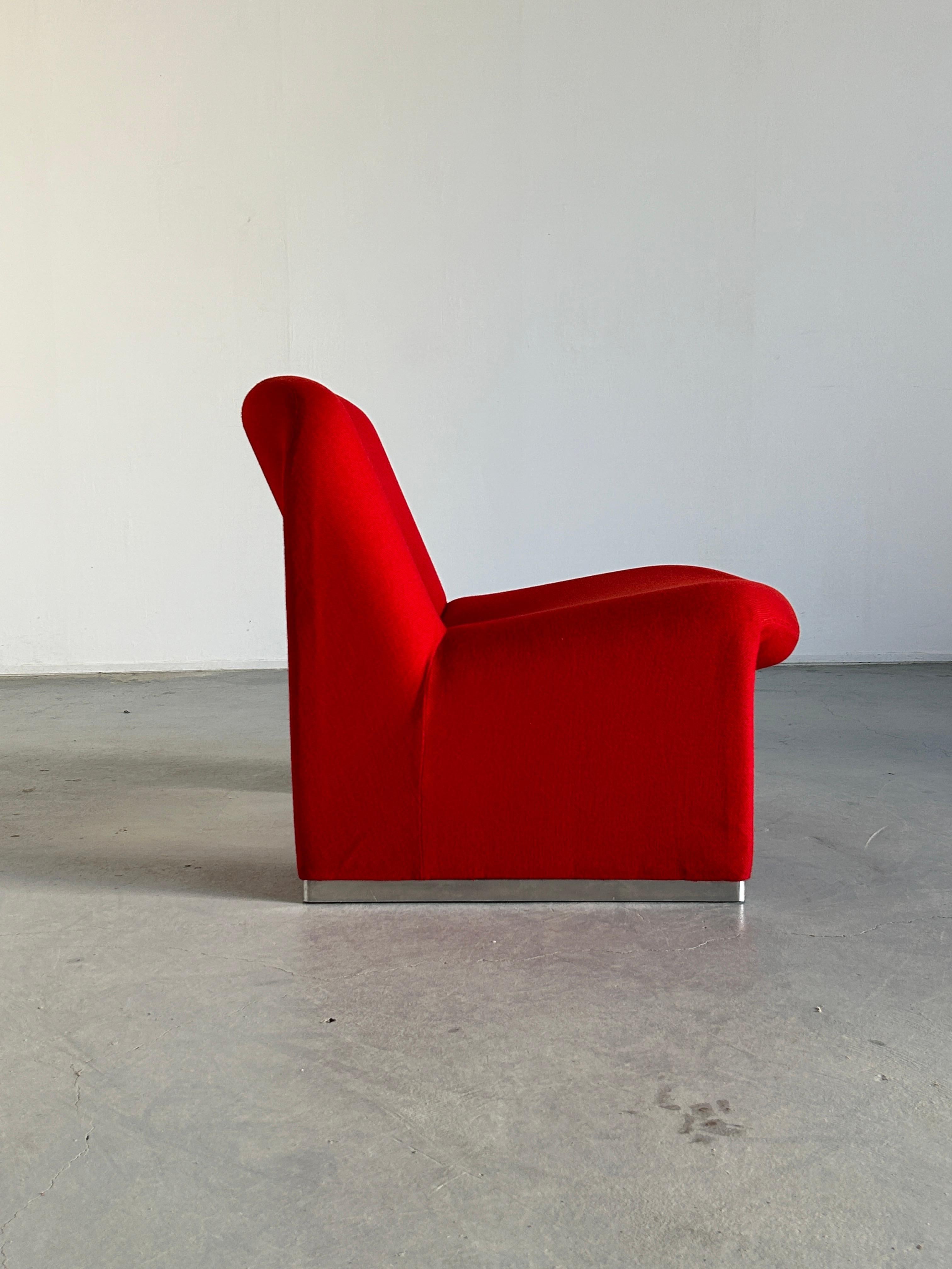 Iconic 'Alky' chair by Giancarlo Piretti for Anonima Castelli, Red Fabric, 1970s In Good Condition In Zagreb, HR