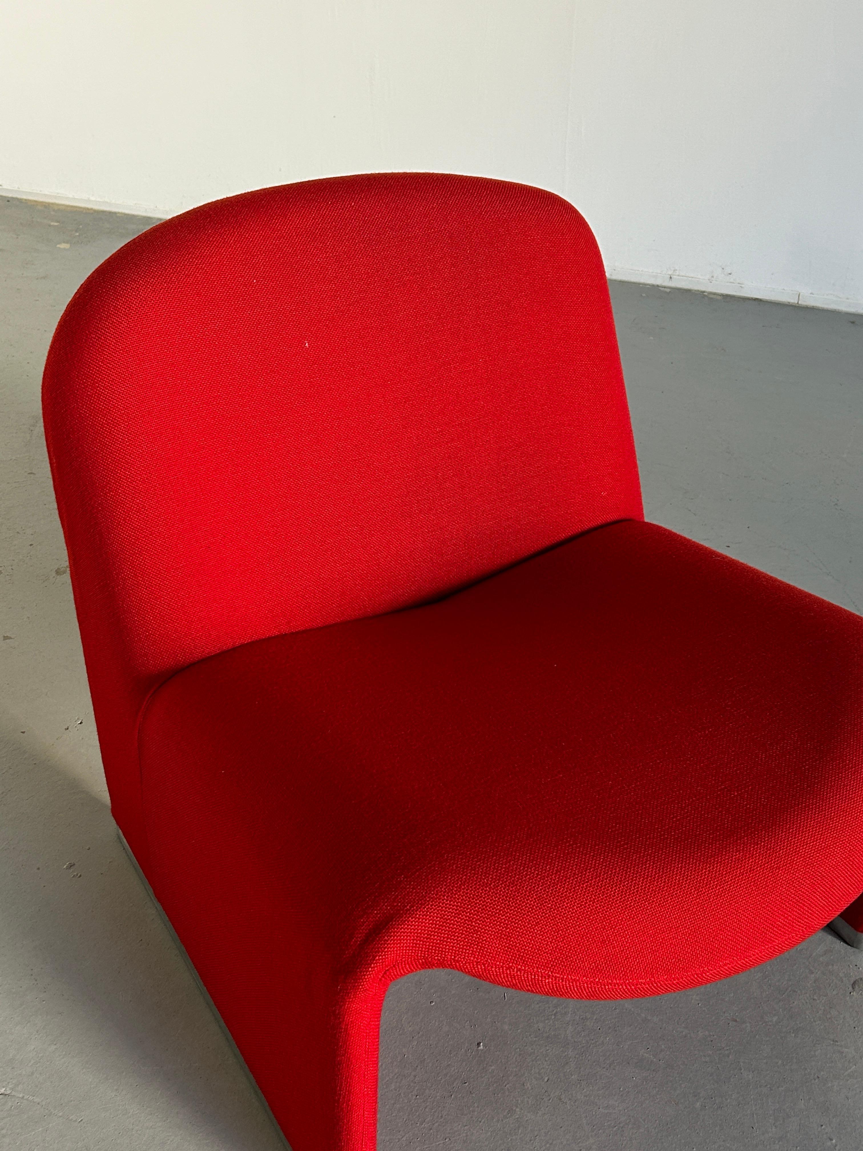 Iconic 'Alky' chair by Giancarlo Piretti for Anonima Castelli, Red Fabric, 1970s 1