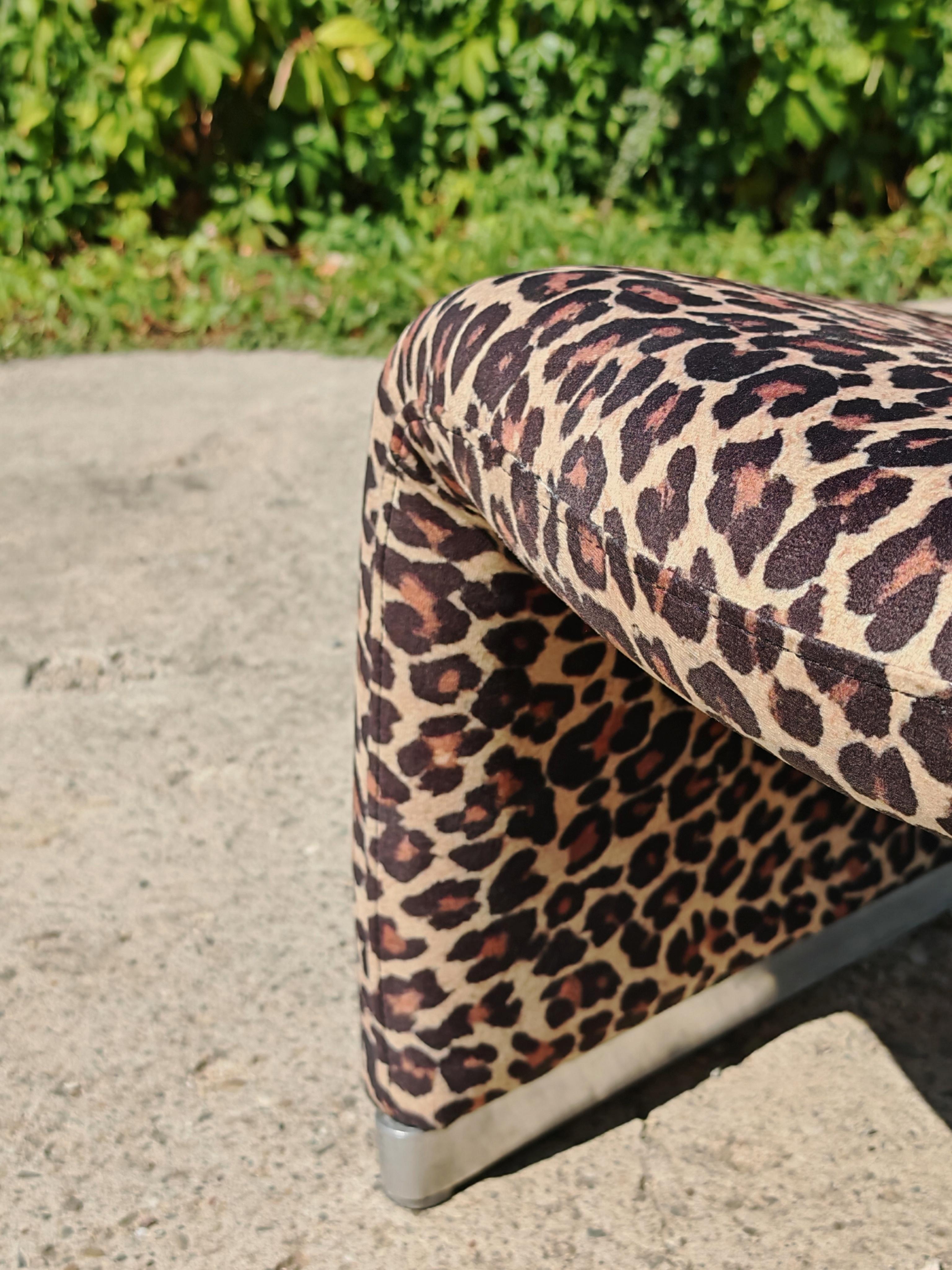 Ikonischer Alky Chair von Giancarlo Piretti für Artifort mit Leopardenmuster (Moderne der Mitte des Jahrhunderts) im Angebot