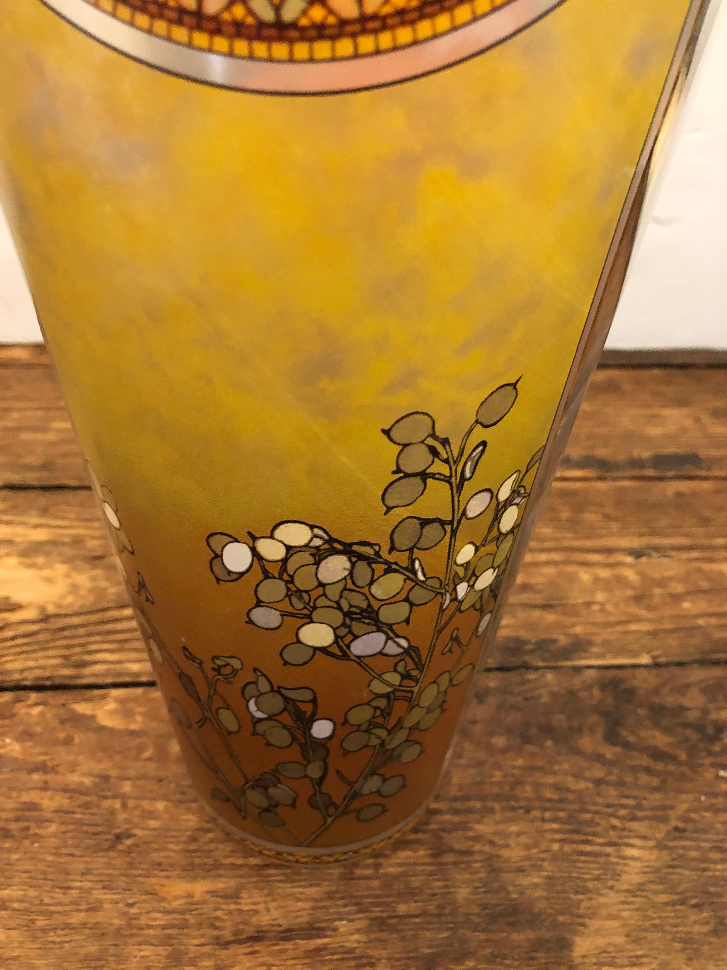 Iconique vase en verre Art Nouveau d'automne d'Alphones Mucha 3