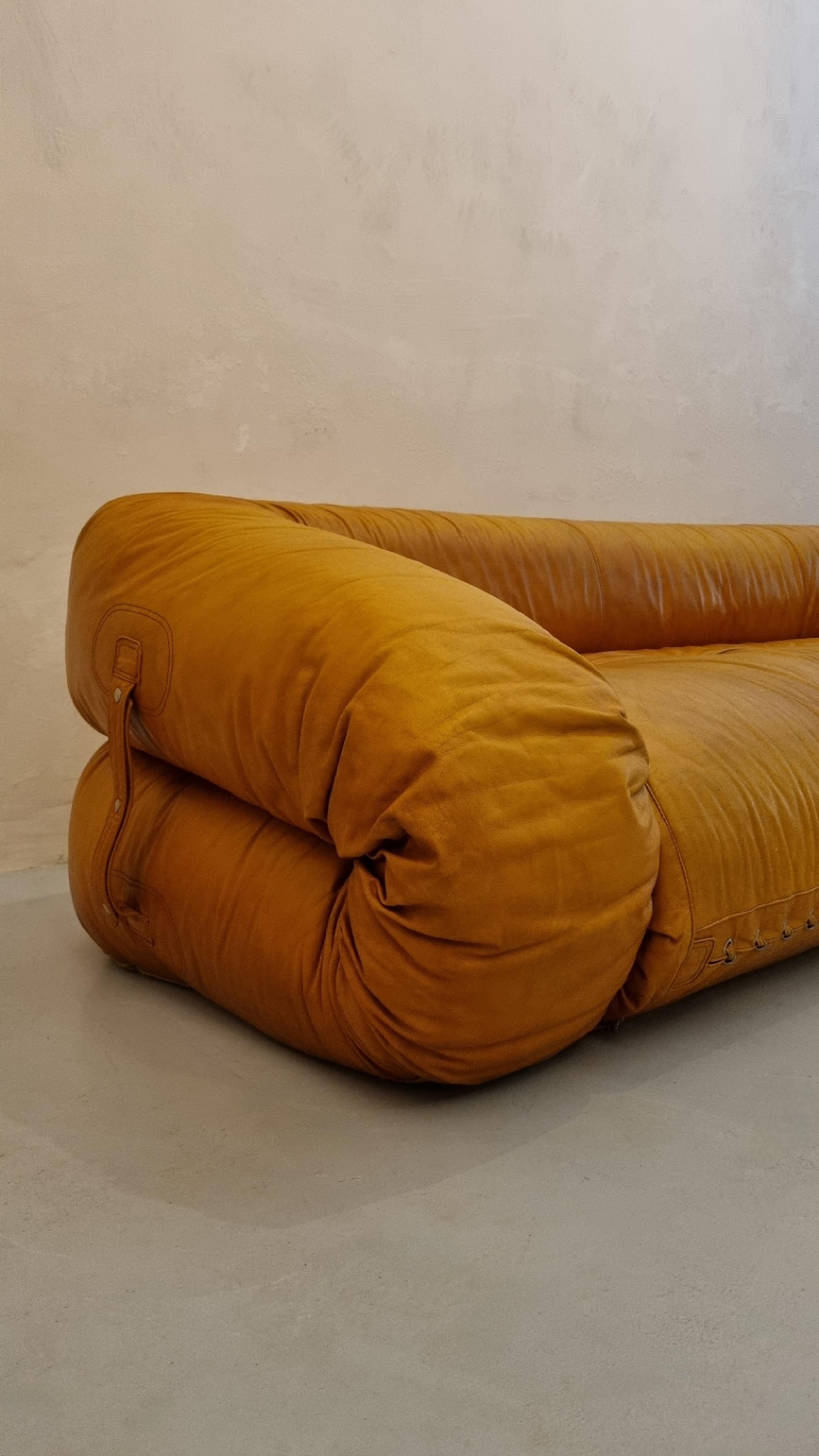 Italian Iconic Anfibio sofa by Alessandro Becchi for Giovannetti 1970 For Sale