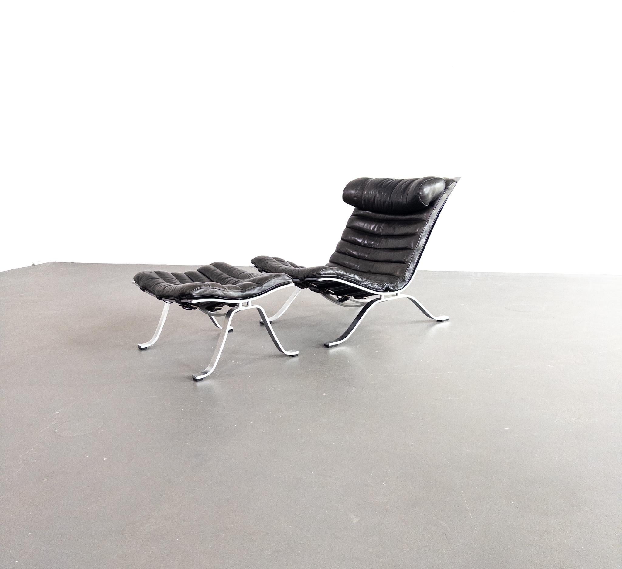 Timeless Scandinavian Design

Designed in 1966 by renowned Swedish designer Arne Norell, the Ari chair is a true masterpiece of Scandinavian modernism. This set includes the signature lounge chair with its matching ottoman – a rare and sought-after
