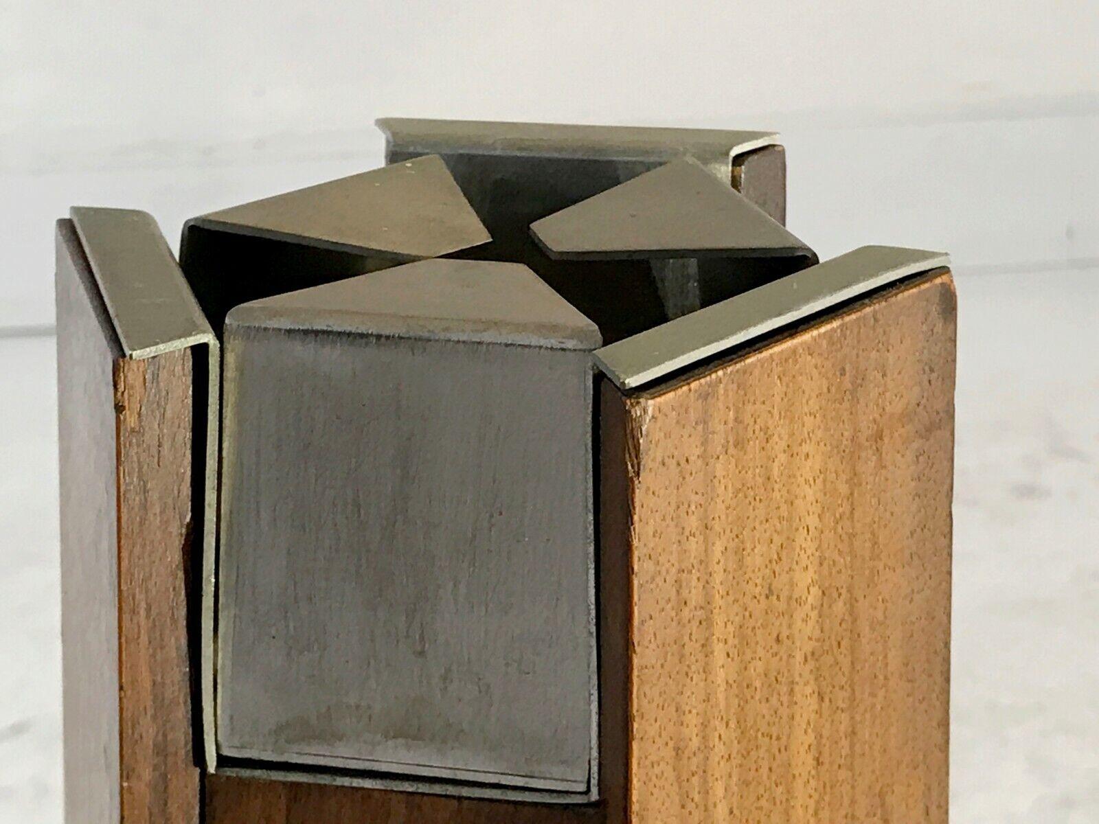 Ein ikonischer MODERNIST- ASHTRAY „Ariete 1401“ von ICO PARISI, STILDOMUS, Italien, 1960 (Moderne der Mitte des Jahrhunderts) im Angebot