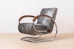 Iconic Armchair Model H221 designed by Jindřich Halabala for UP Závody, 1930s