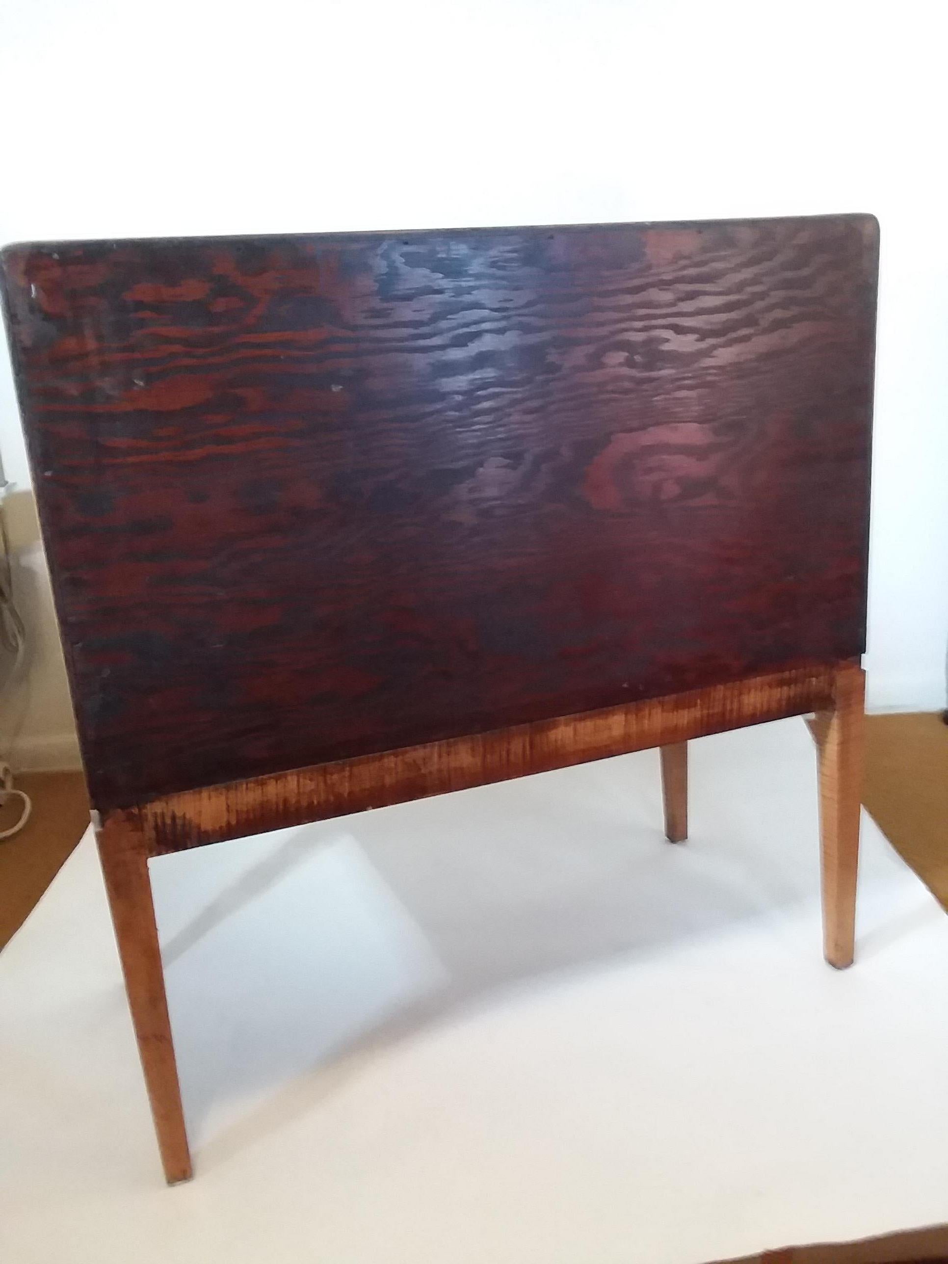 Iconico mobile bar di New York intarsiato in stile Art Déco in vendita 4