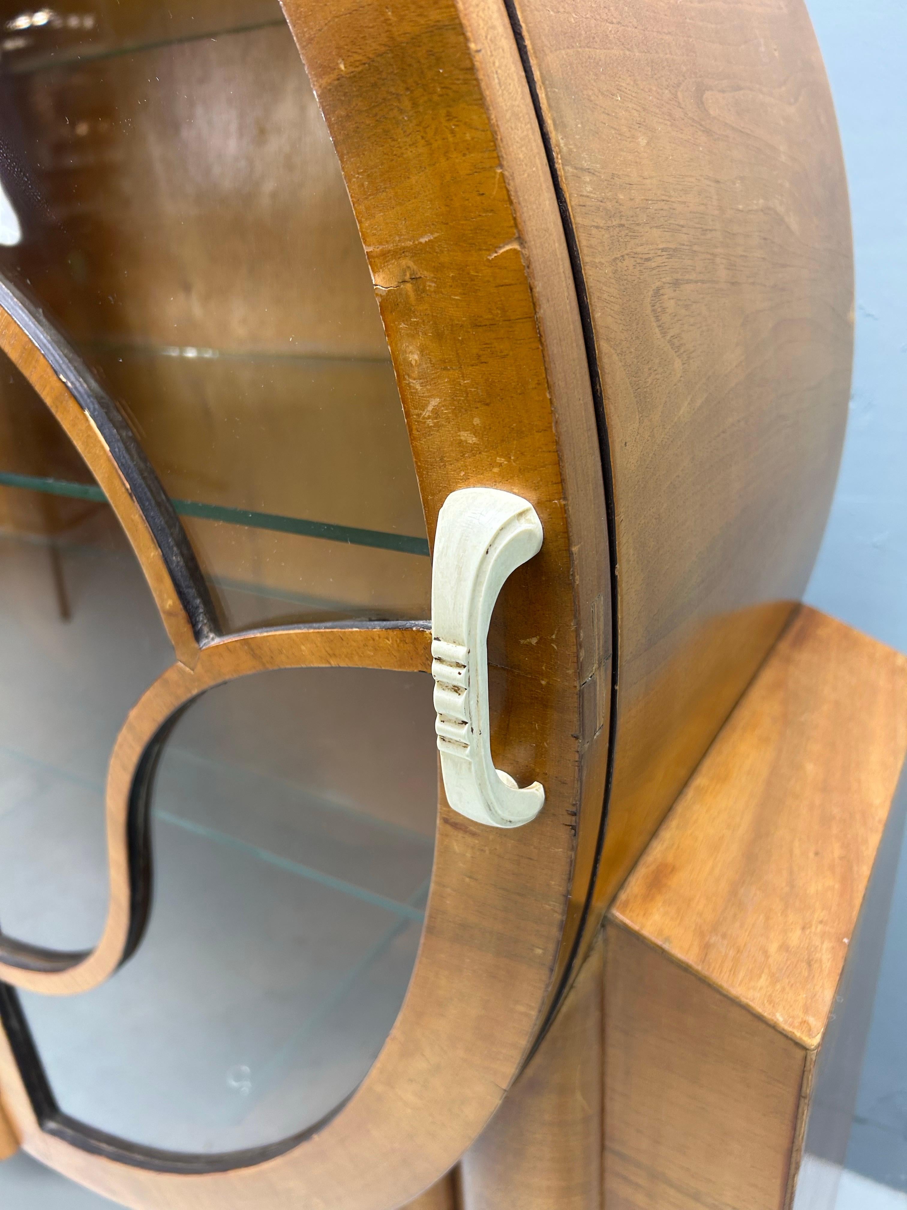 Vitrine Art Déco emblématique Rocket, anglaise, 1935 en vente 1