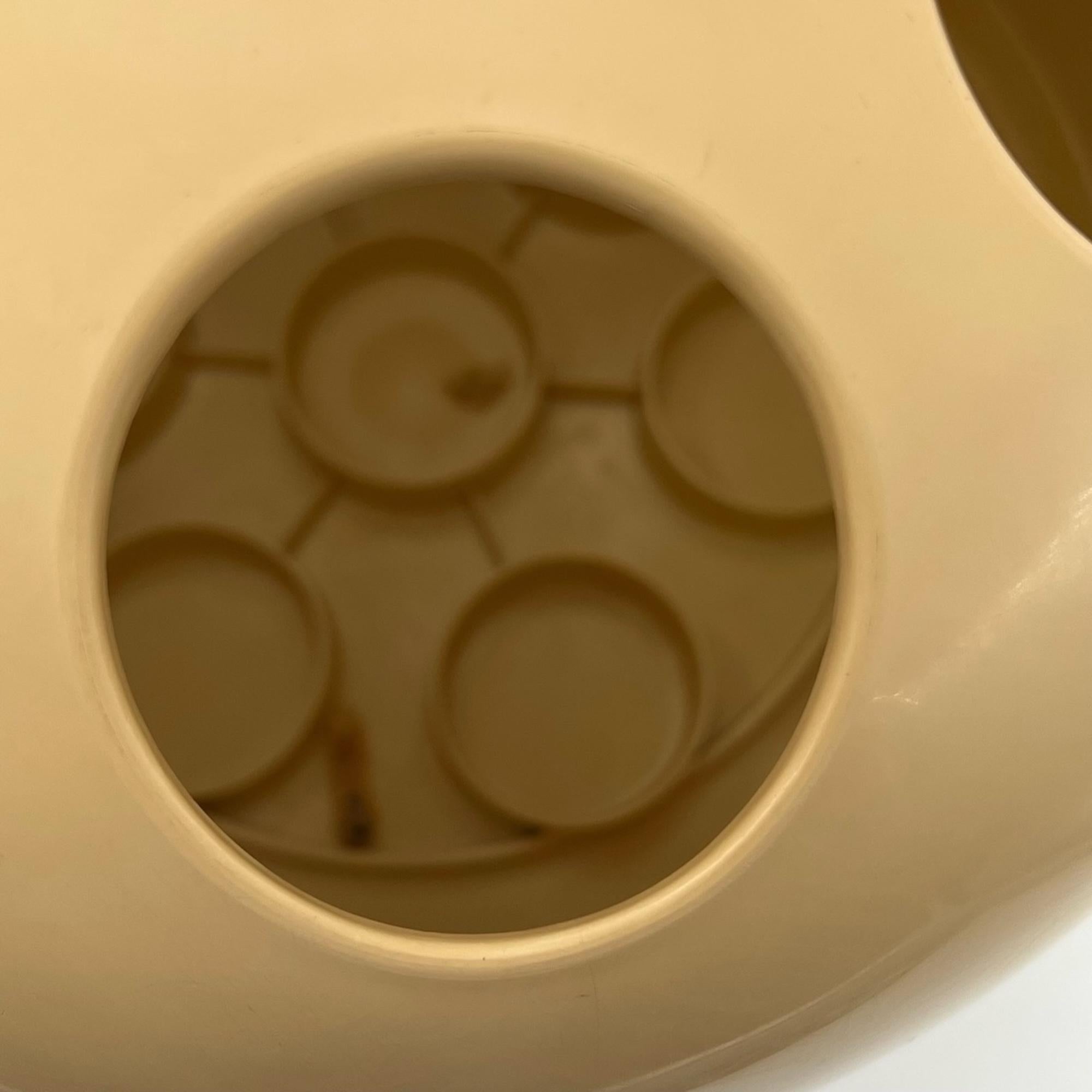 Ikonischer Artemide 'Dedalo' Umbrella Stand entworfen von Emma Gismondi, 1960er Jahre im Zustand „Gut“ im Angebot in San Benedetto Del Tronto, IT