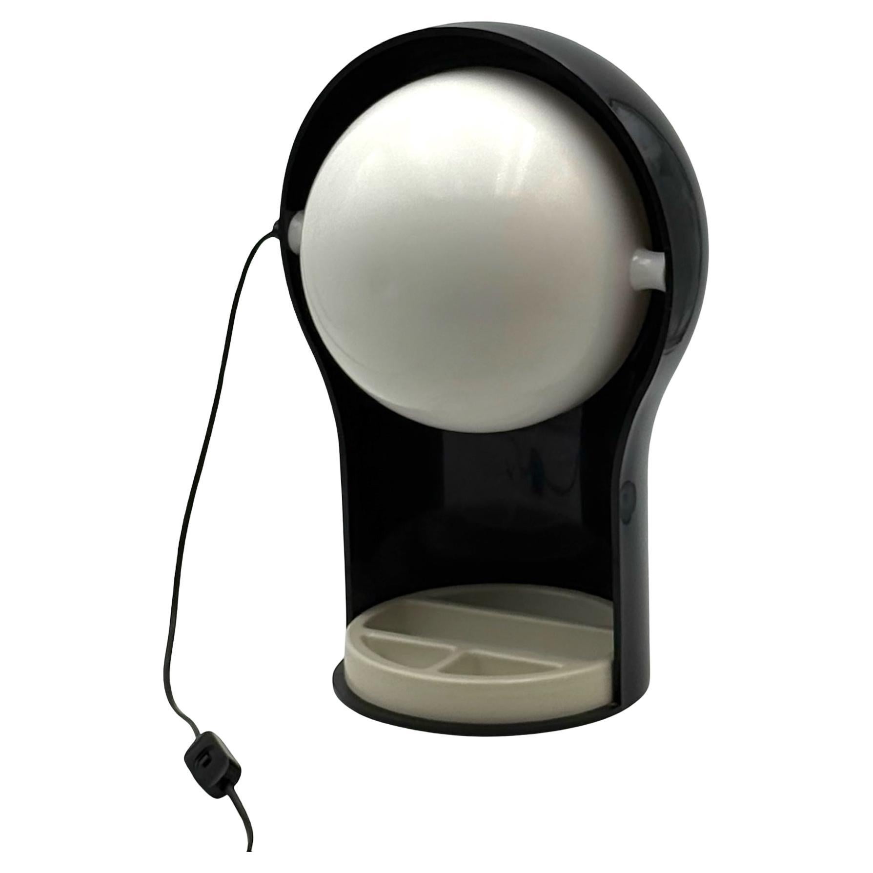Iconic Artemide 'Telegono' Lamp by Vico Magistretti - MCM Italian Design Icon