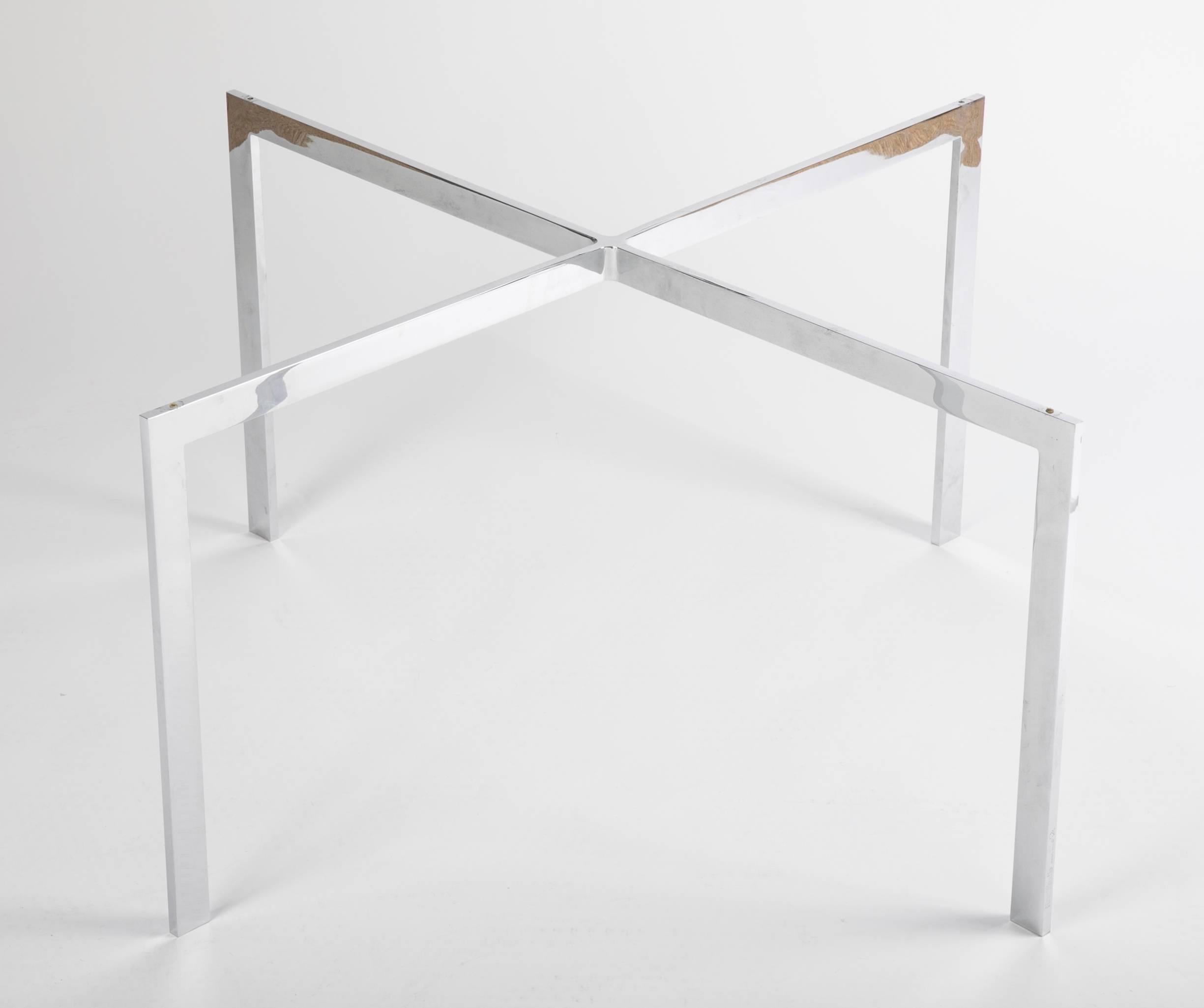 Iconic Barcelona Coffee Table by Mies van der Rohe for Knoll In Excellent Condition In Fort Lauderdale, FL