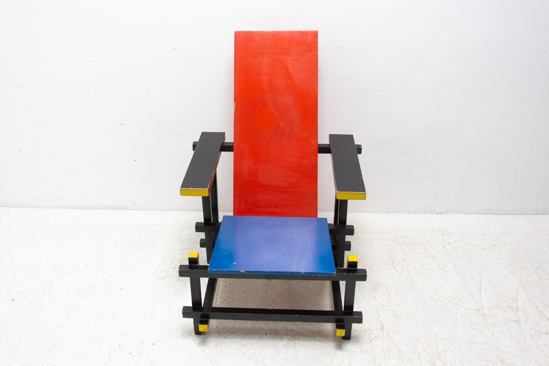 Iconic Bauhaus wooden Chair by Entwurf Gerrit Rietveld, 1970´s 6