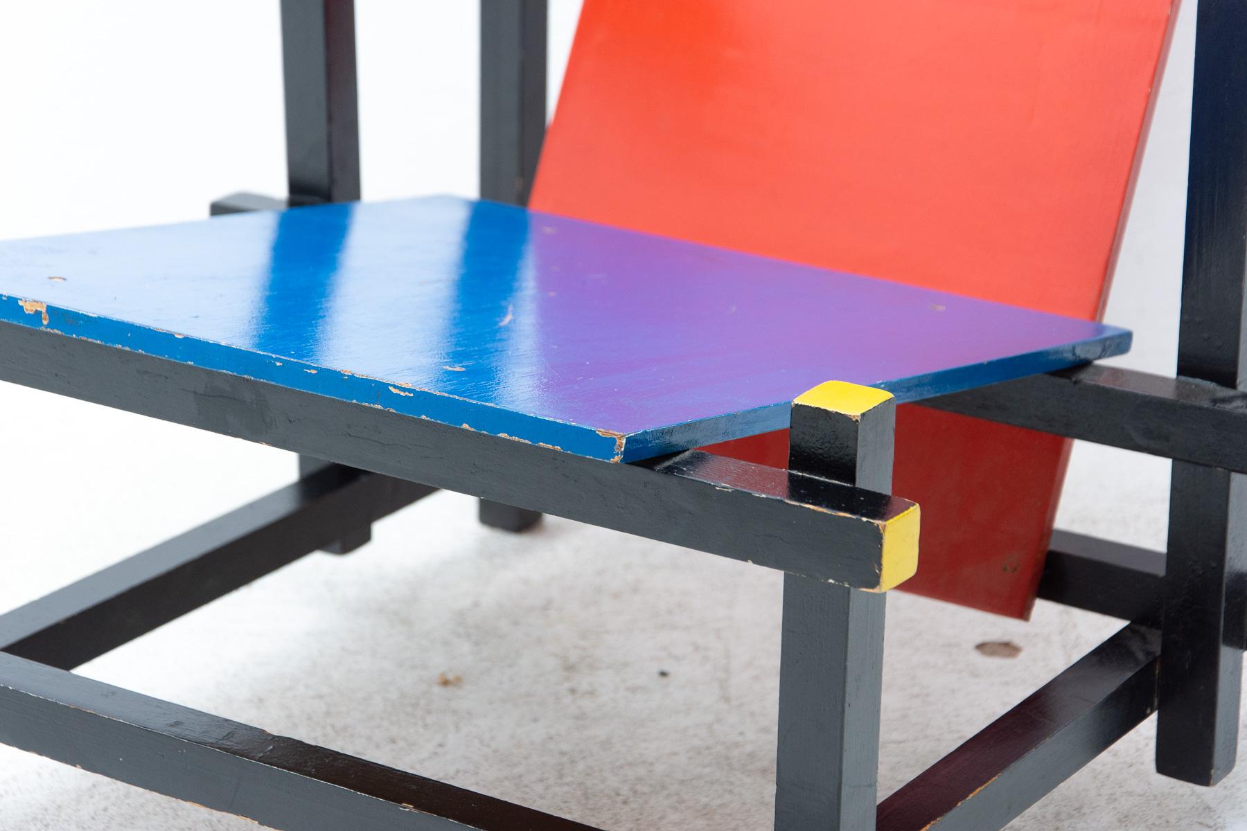 20th Century Iconic Bauhaus wooden Chair by Entwurf Gerrit Rietveld, 1970´s