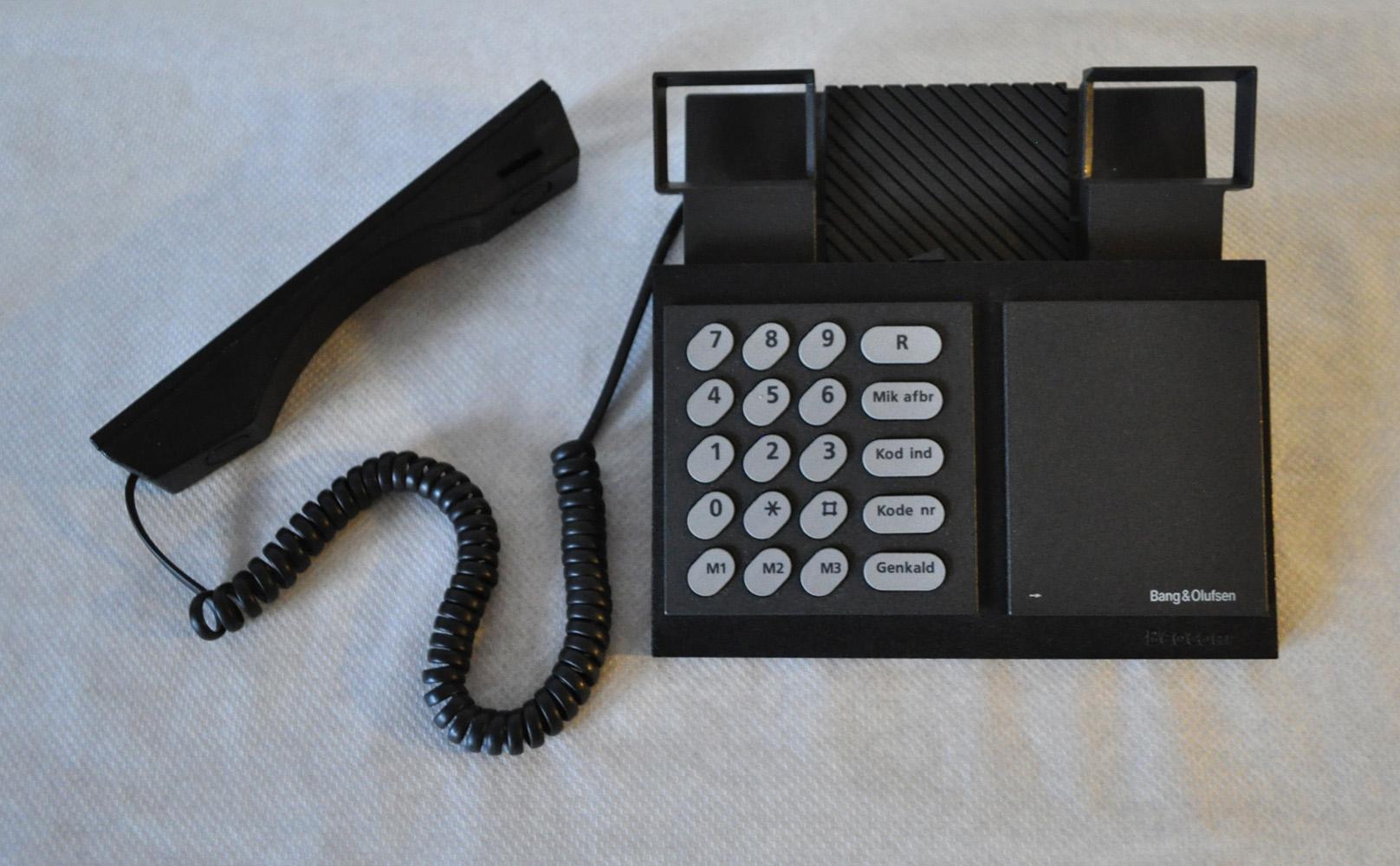 Late 20th Century Iconic Beocom 600 Telephone from 1986 by Bang & Olusfen For Sale
