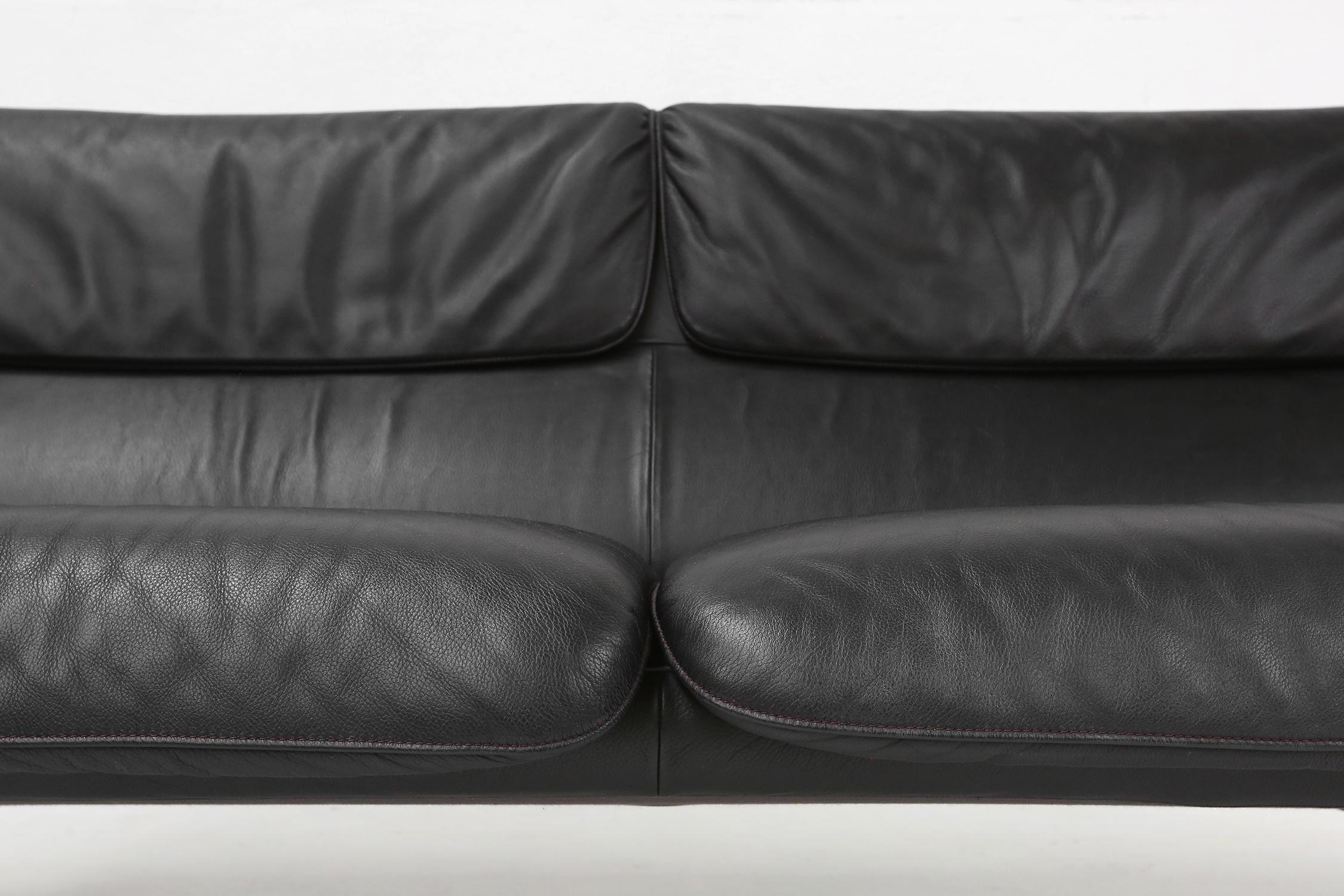 Late 20th Century Iconic black leather DS-2011 sofa by De Sede, Switzerland ca. 1980