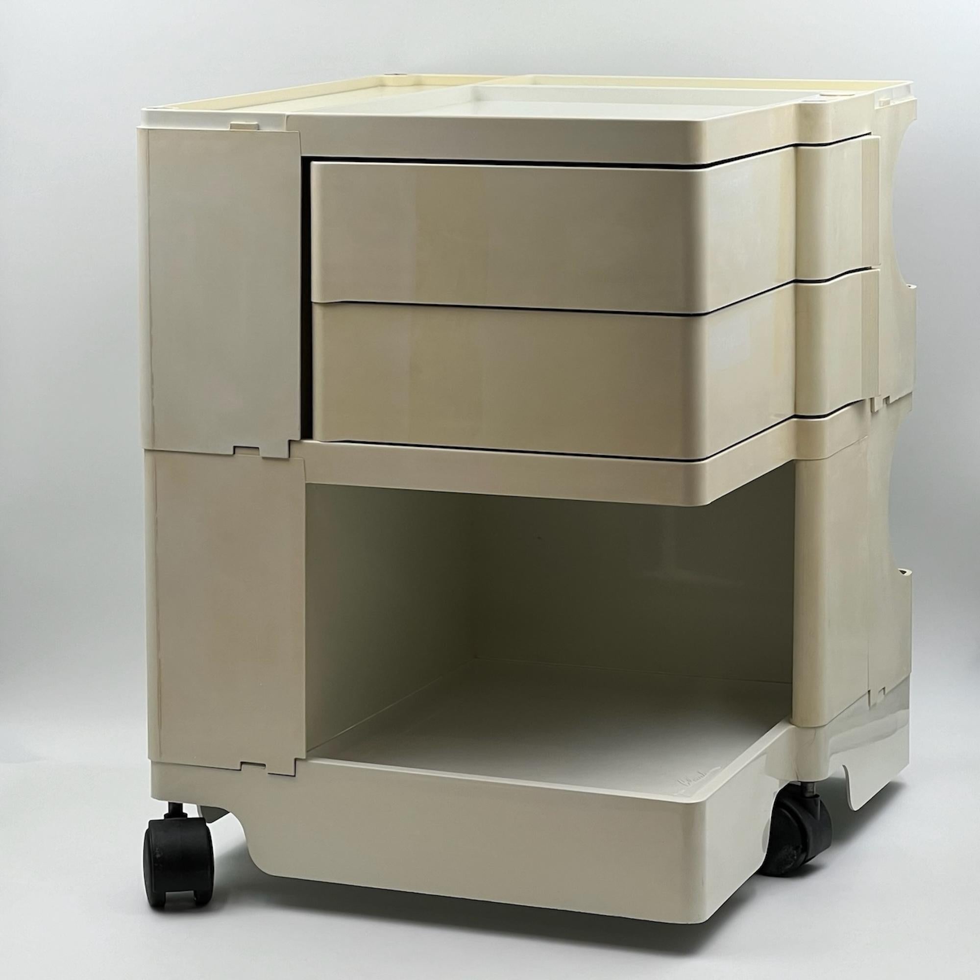 tep into the world of timeless design with the legendary Boby Trolley, a masterpiece crafted by the visionary Joe Colombo and produced by Bieffeplast in the 1970s. This iconic storage solution is not just furniture; it’s a piece of history.

A