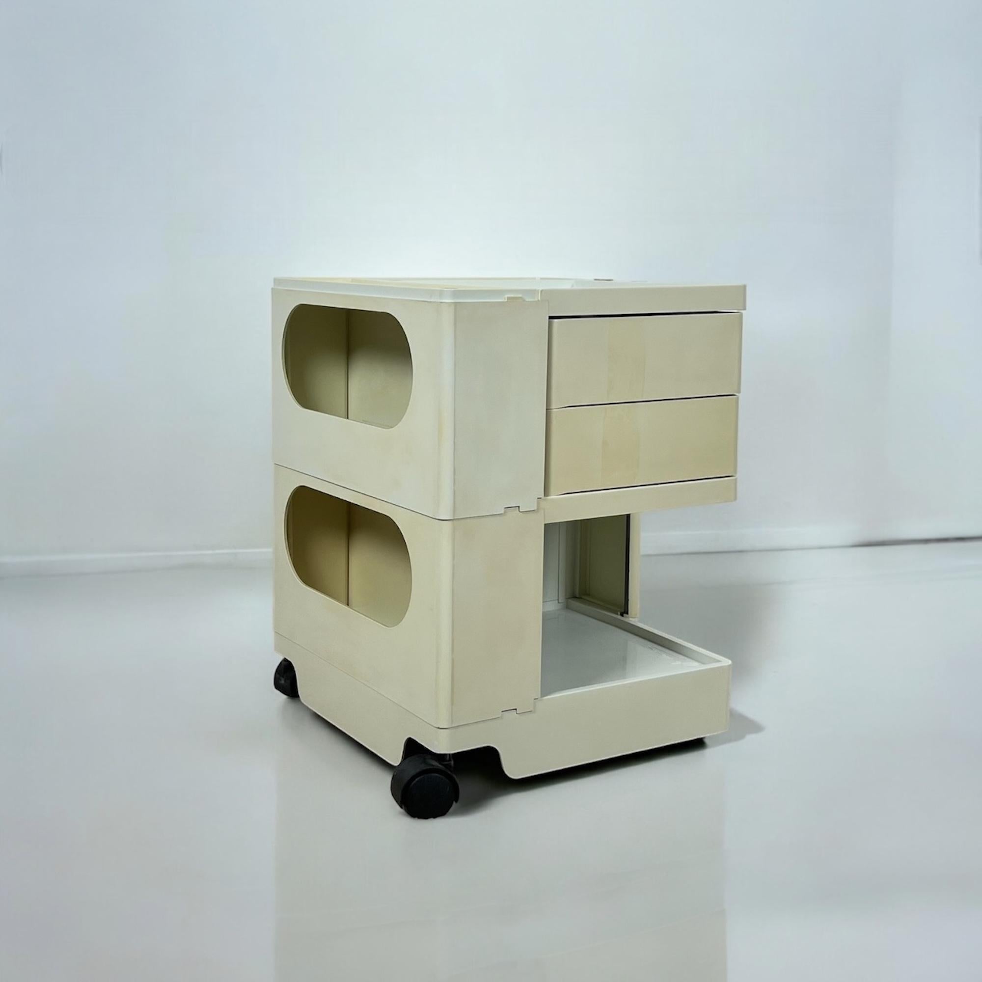 Italian Iconic Boby Trolley by Joe Colombo - Space Age Award Winning Cabinet, 1970s in vendita