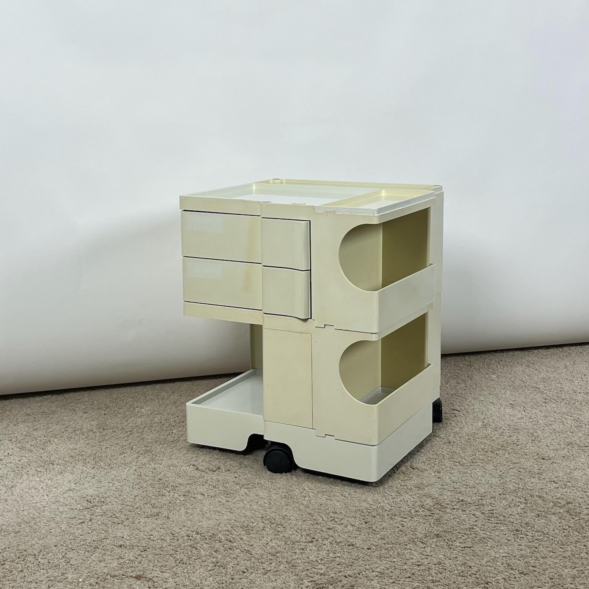 Late 20th Century Iconic Boby Trolley by Joe Colombo - Space Age Award Winning Cabinet, 1970s For Sale