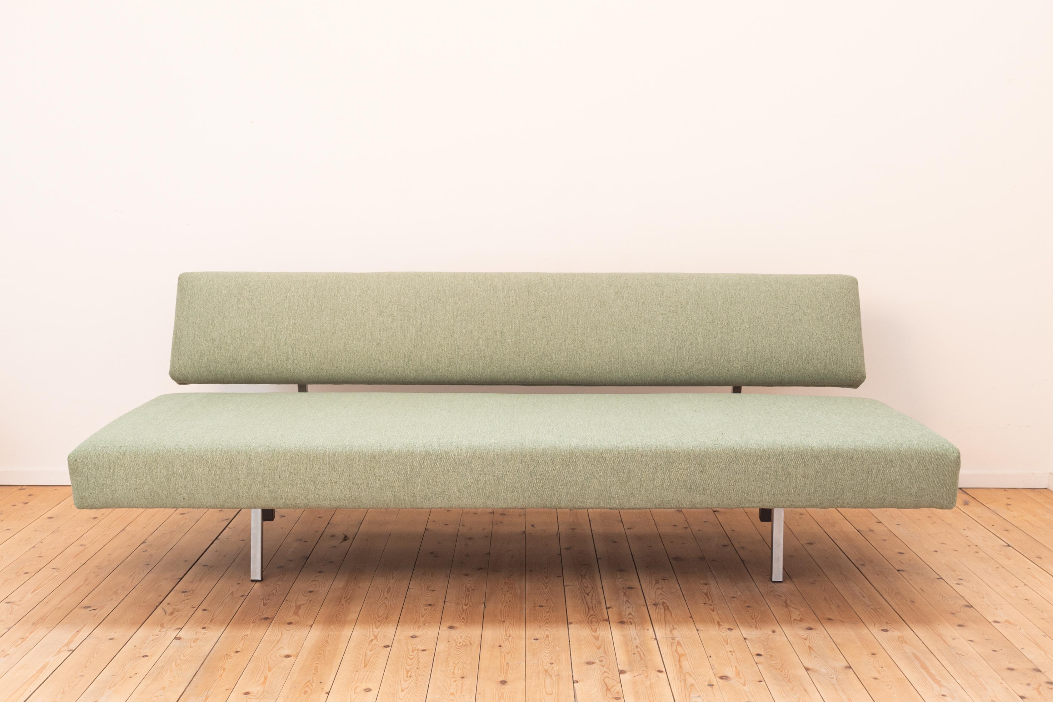 Minimalist Iconic BR02 Sofa by Martin Visser 'for Spectrum' For Sale