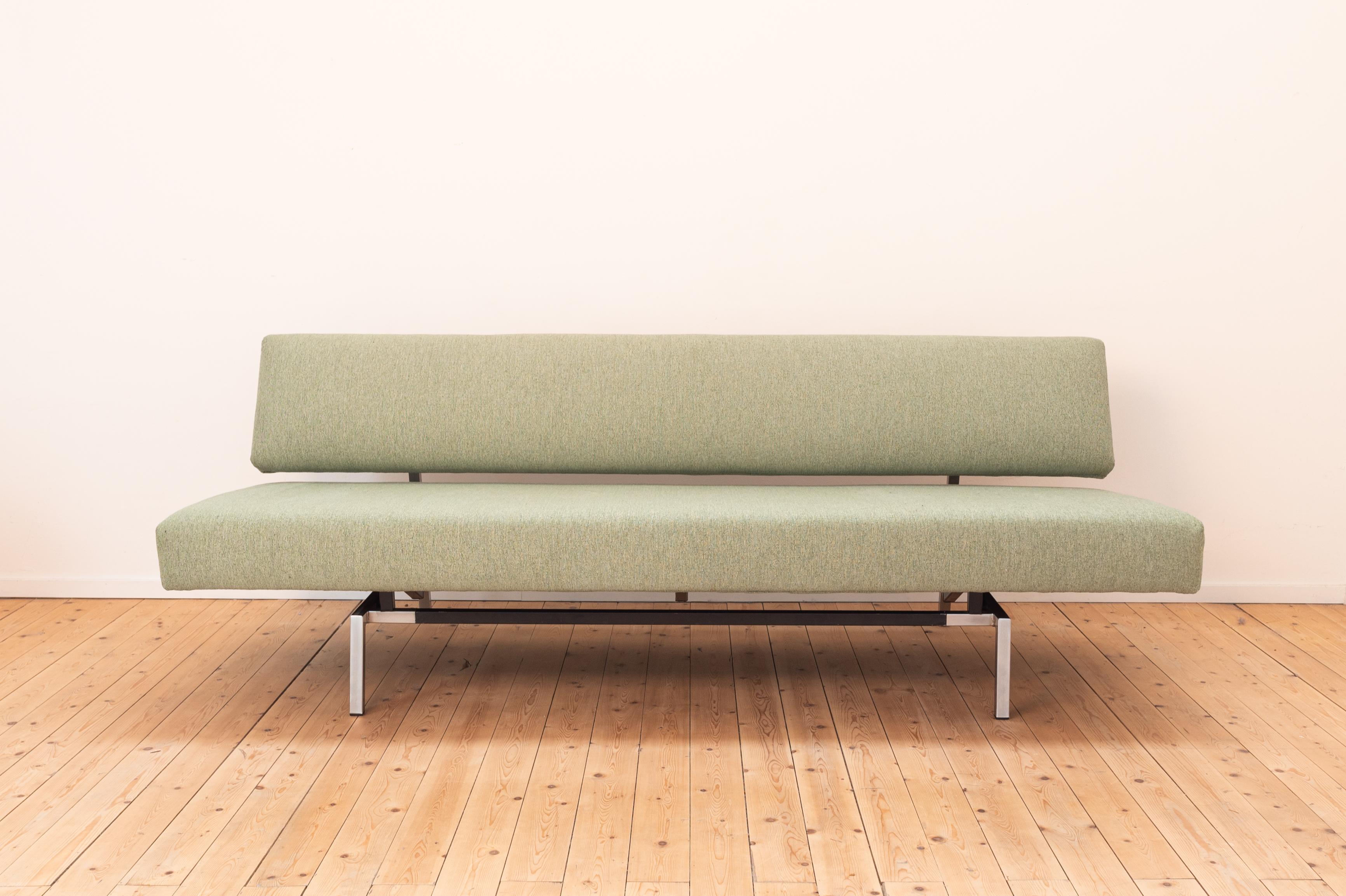 Dutch Iconic BR02 Sofa by Martin Visser 'for Spectrum' For Sale