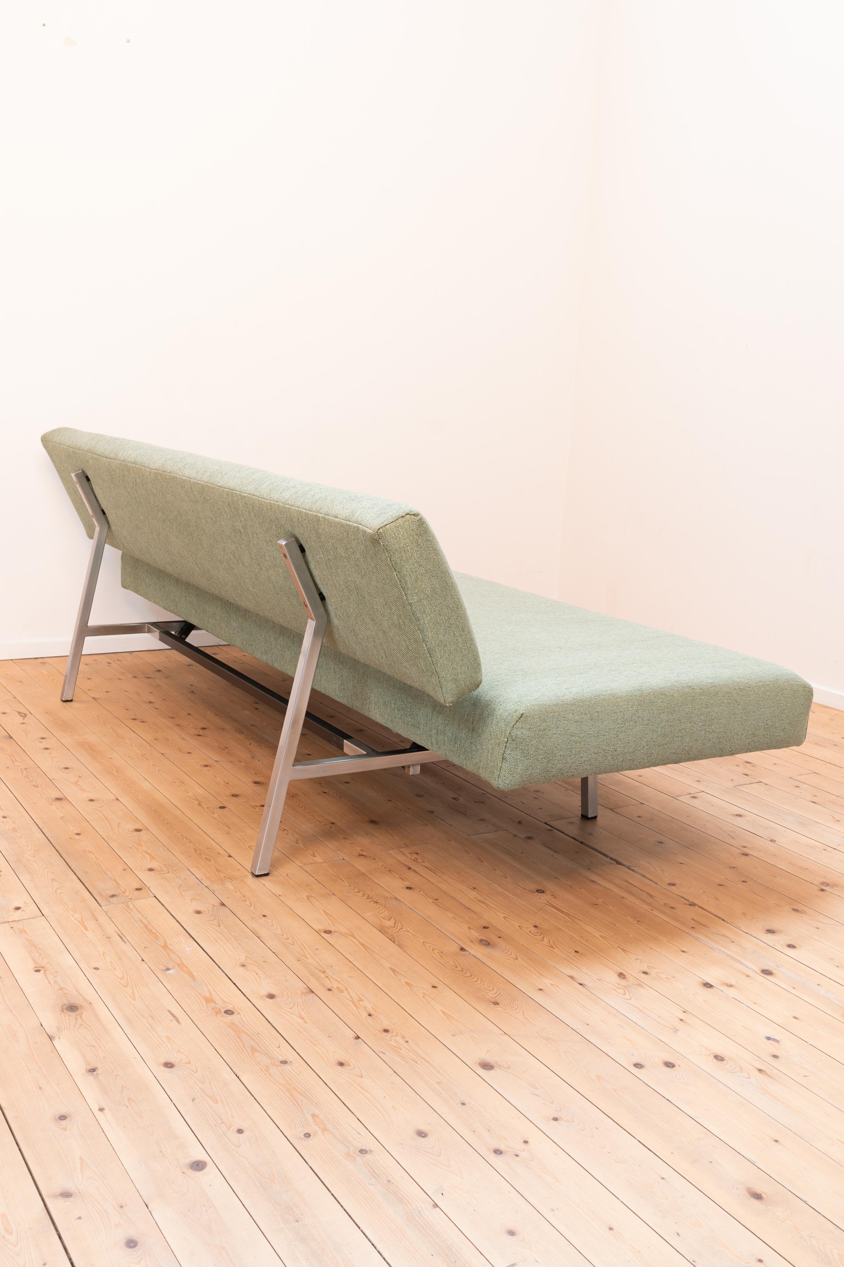 Metal Iconic BR02 Sofa by Martin Visser 'for Spectrum' For Sale