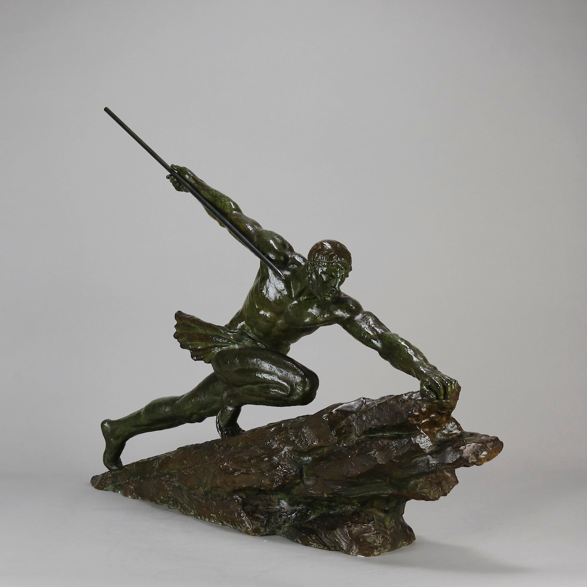 Ikonische Bronzeskulptur mit dem Titel „Athlete with Spear“ von Pierre le Faguays (Französisch) im Angebot