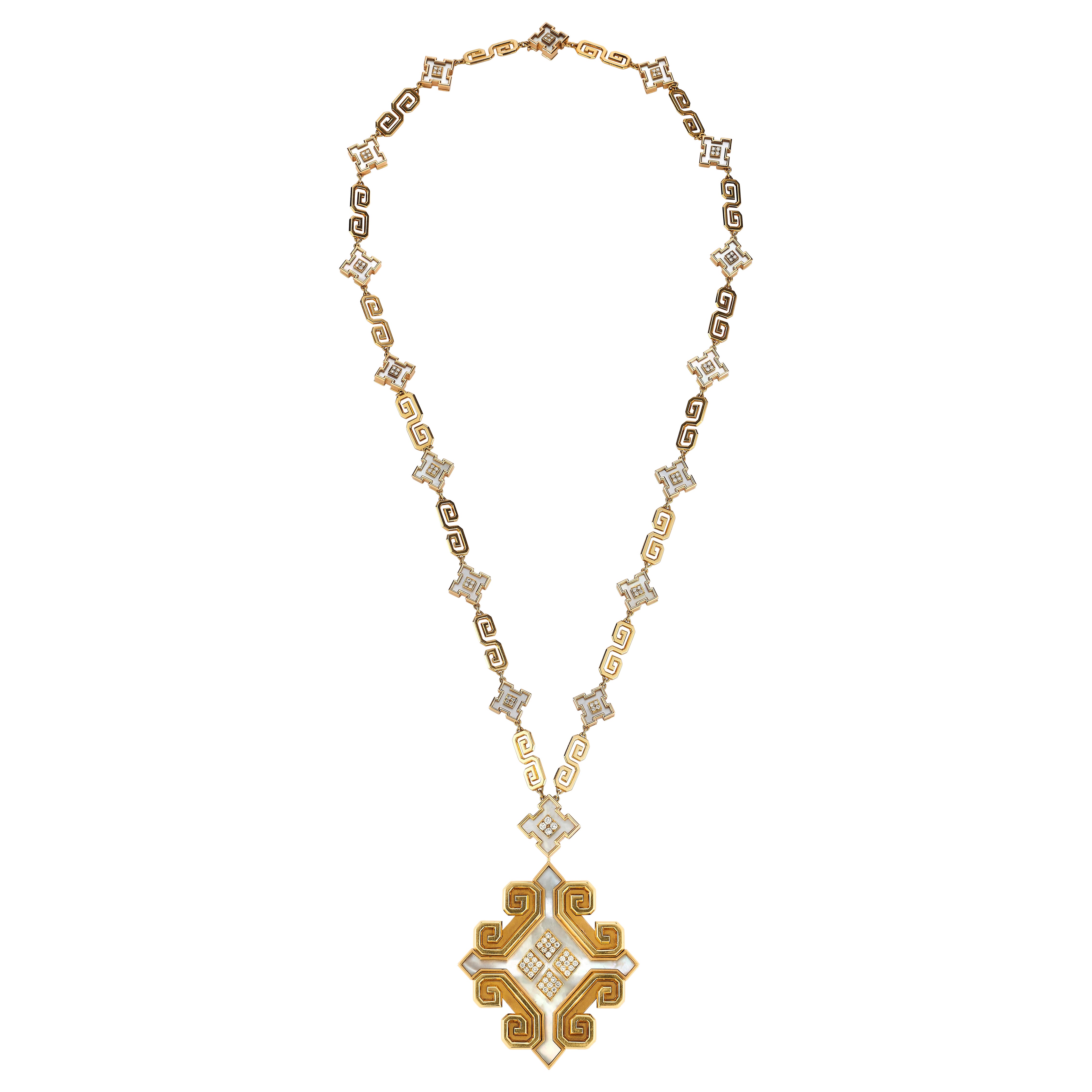 Iconic Bvlgari Sautoir Necklace For Sale