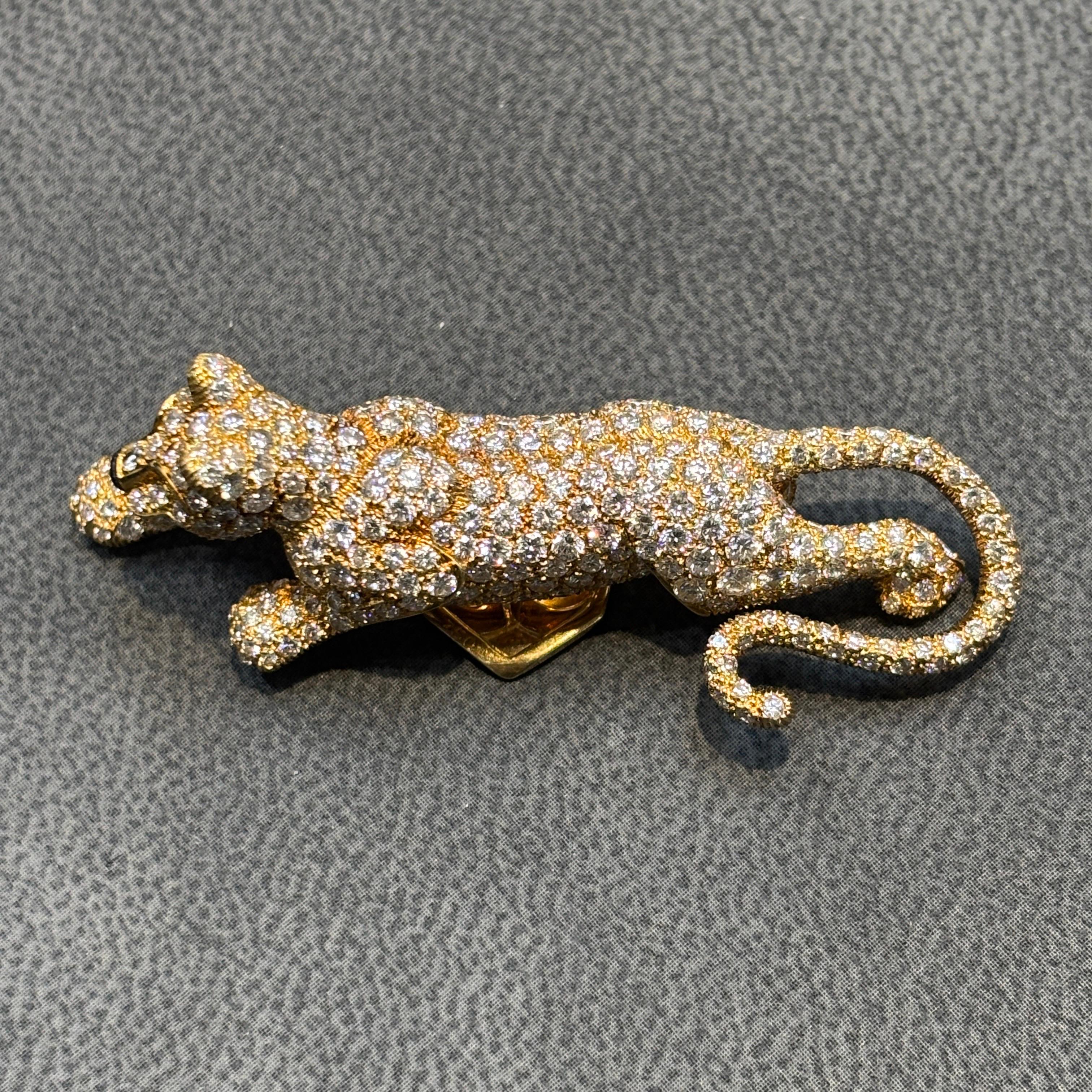 Icónico collar Cartier Five Row Maillon Panthere en venta 10