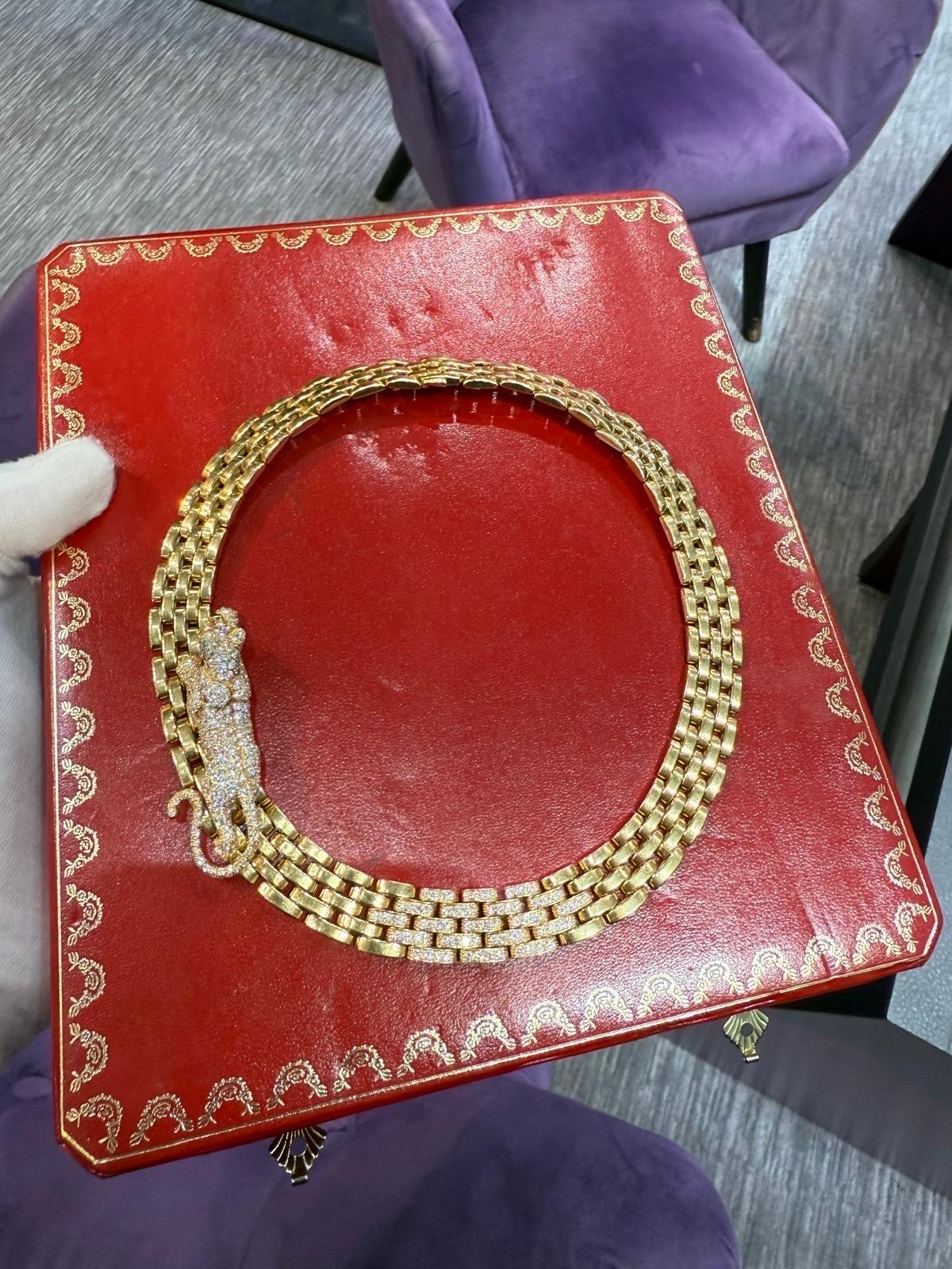 Icónico collar Cartier Five Row Maillon Panthere en Excelente estado para la venta en New York, NY
