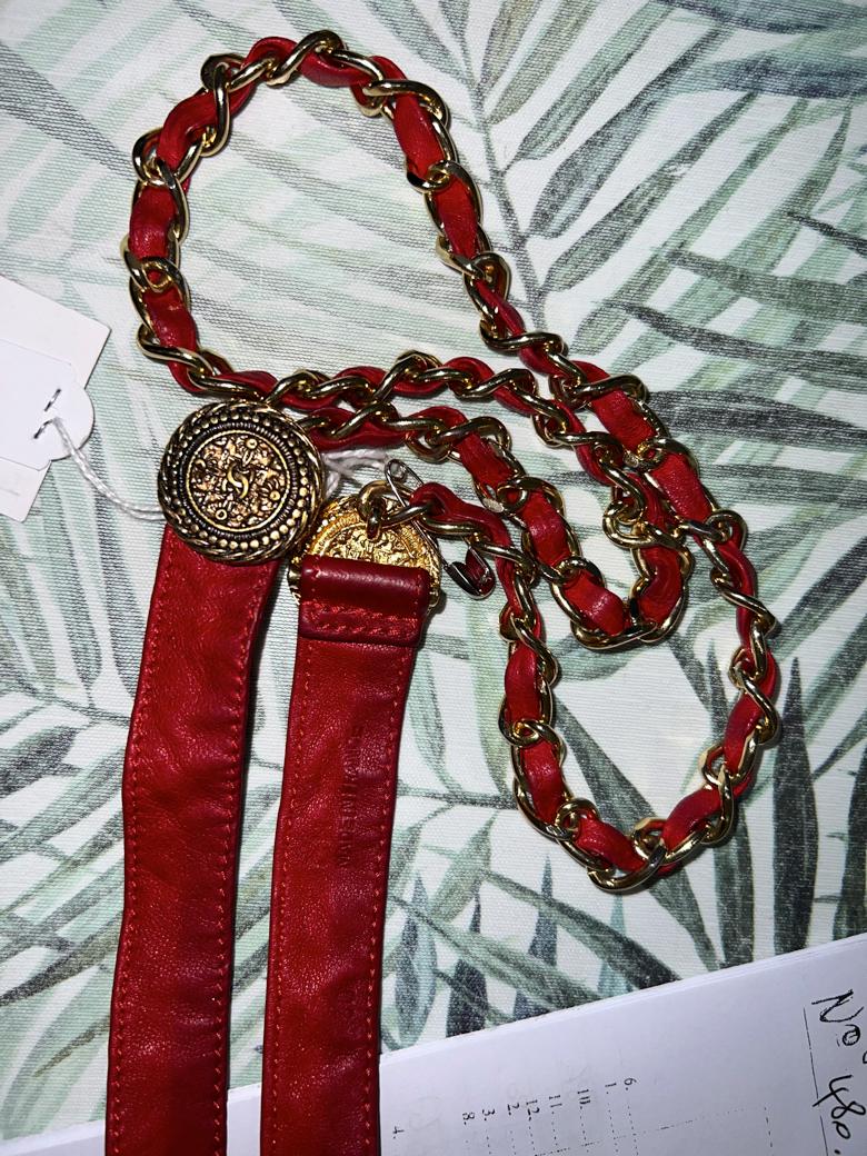 Iconic chain and red leather belt with leather bow Chanel Circa 1980's ...