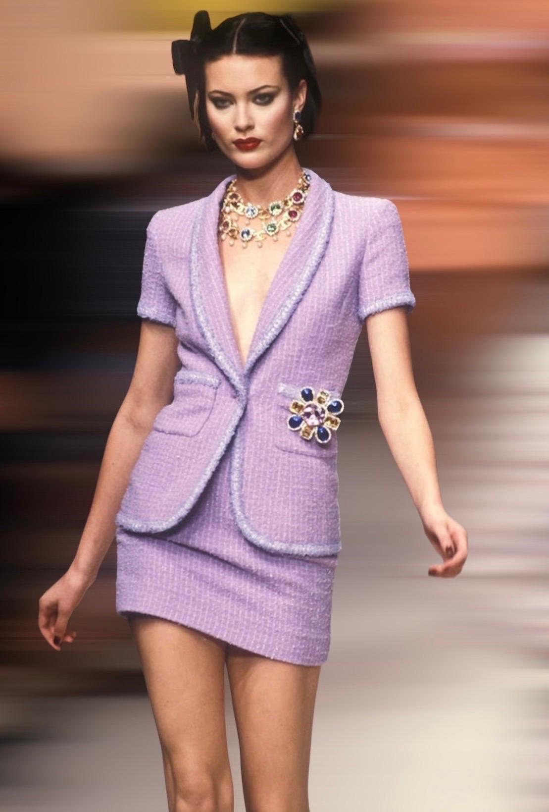 ICONIC Spring 1995 CHANEL Lavender Tweed Sequins Skirt Suit as seen on Claudia  For Sale 2