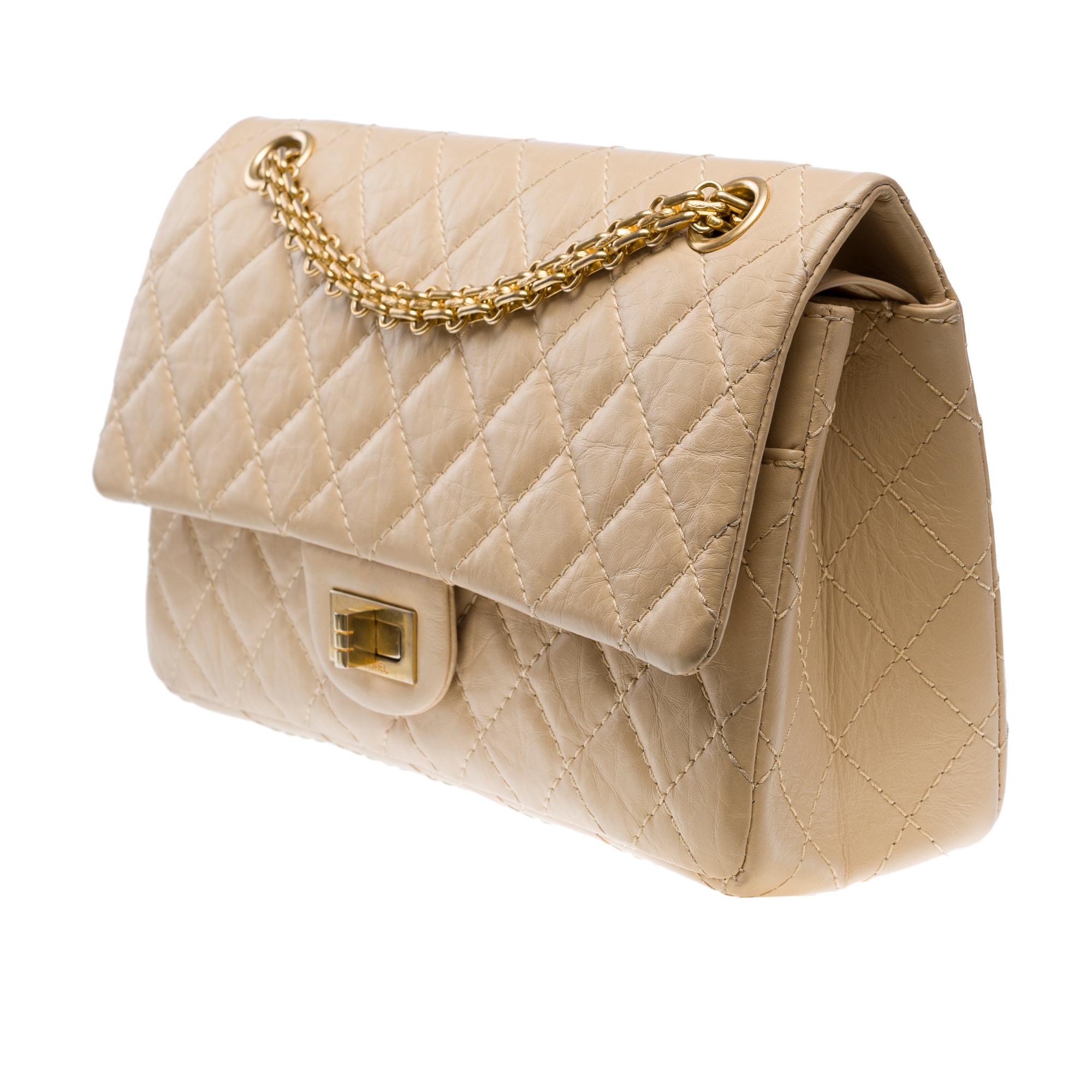 Iconic Chanel 2.55 double flap shoulder bag in aged beige quilted leather, GHW 1