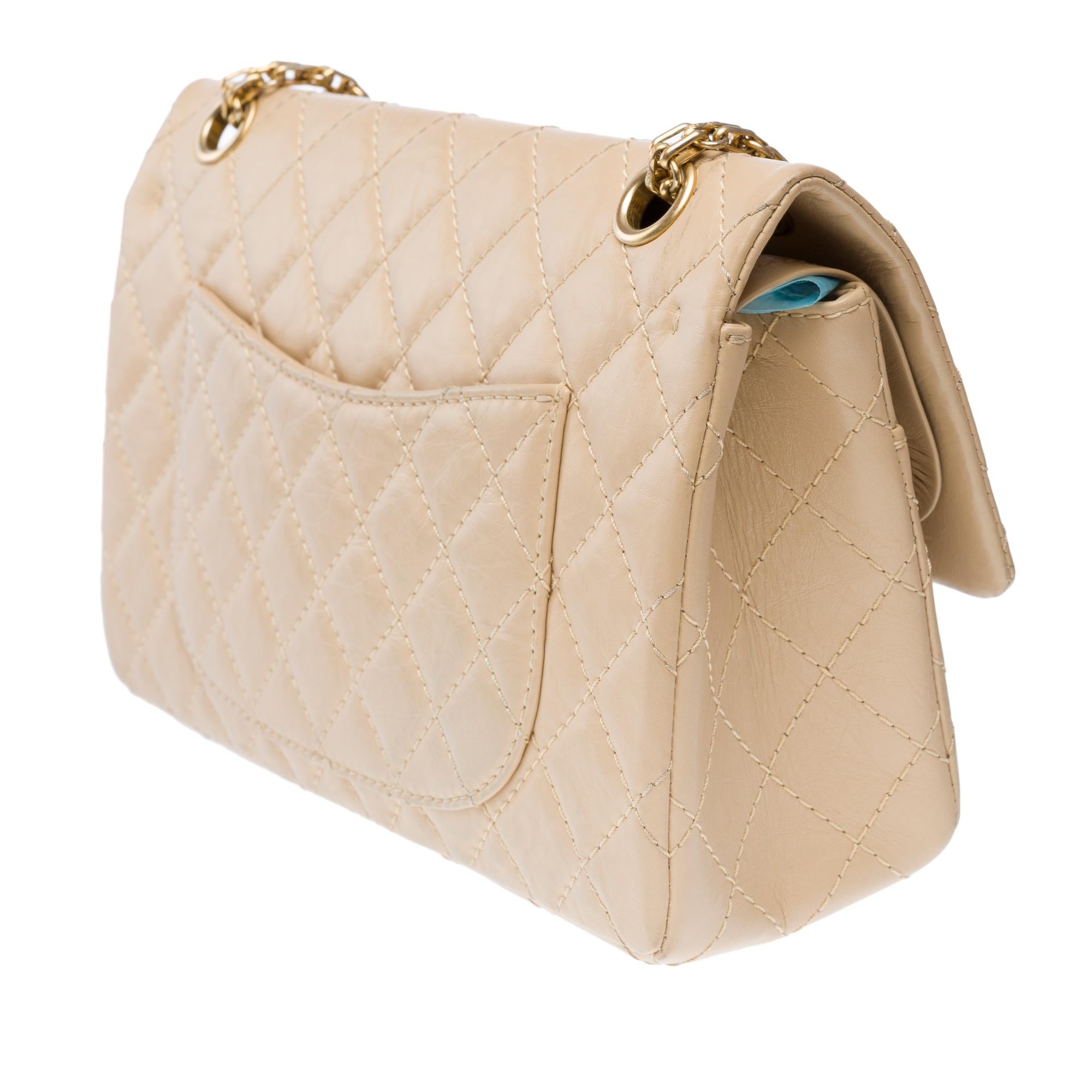 Iconic Chanel 2.55 double flap shoulder bag in aged beige quilted leather, GHW 2