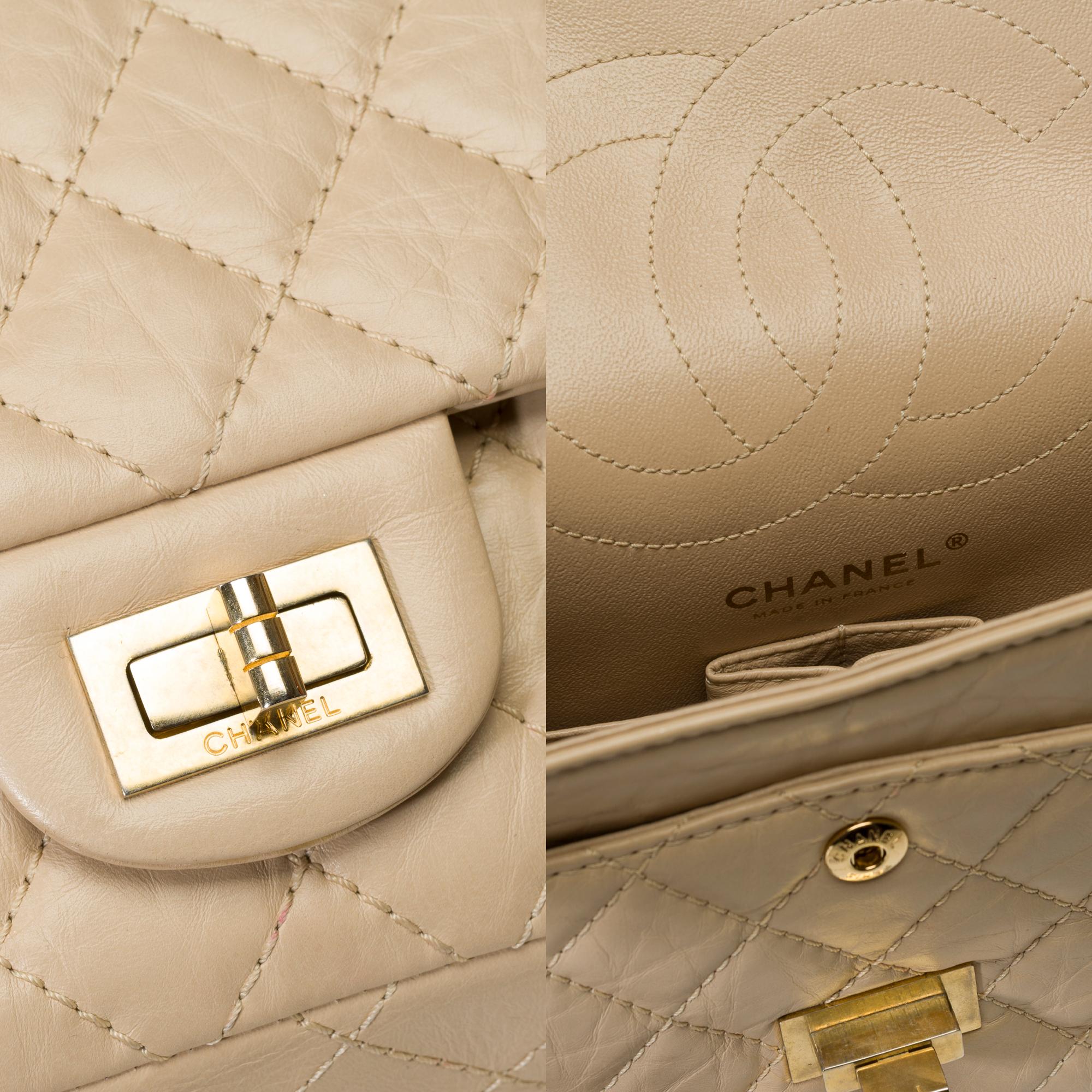 Iconic Chanel 2.55 double flap shoulder bag in aged beige quilted leather, GHW 3