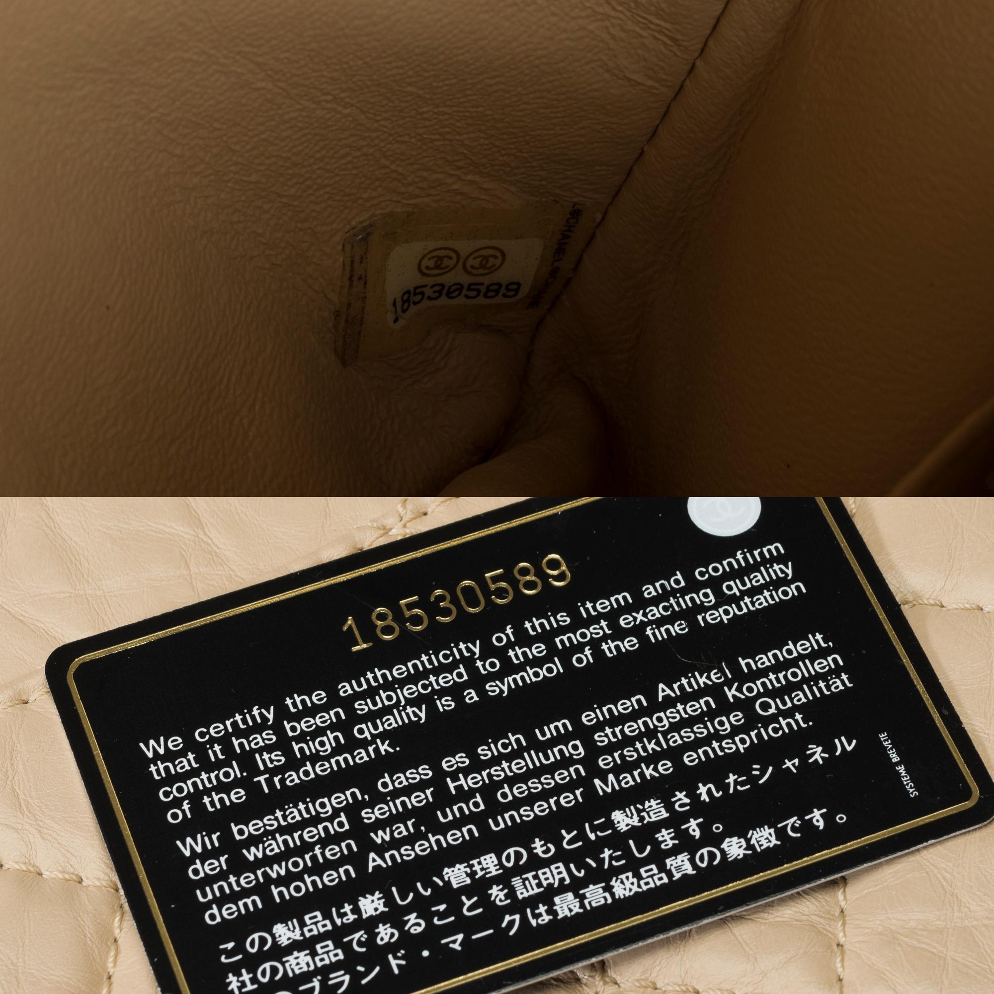 Iconic Chanel 2.55 double flap shoulder bag in aged beige quilted leather, GHW 4