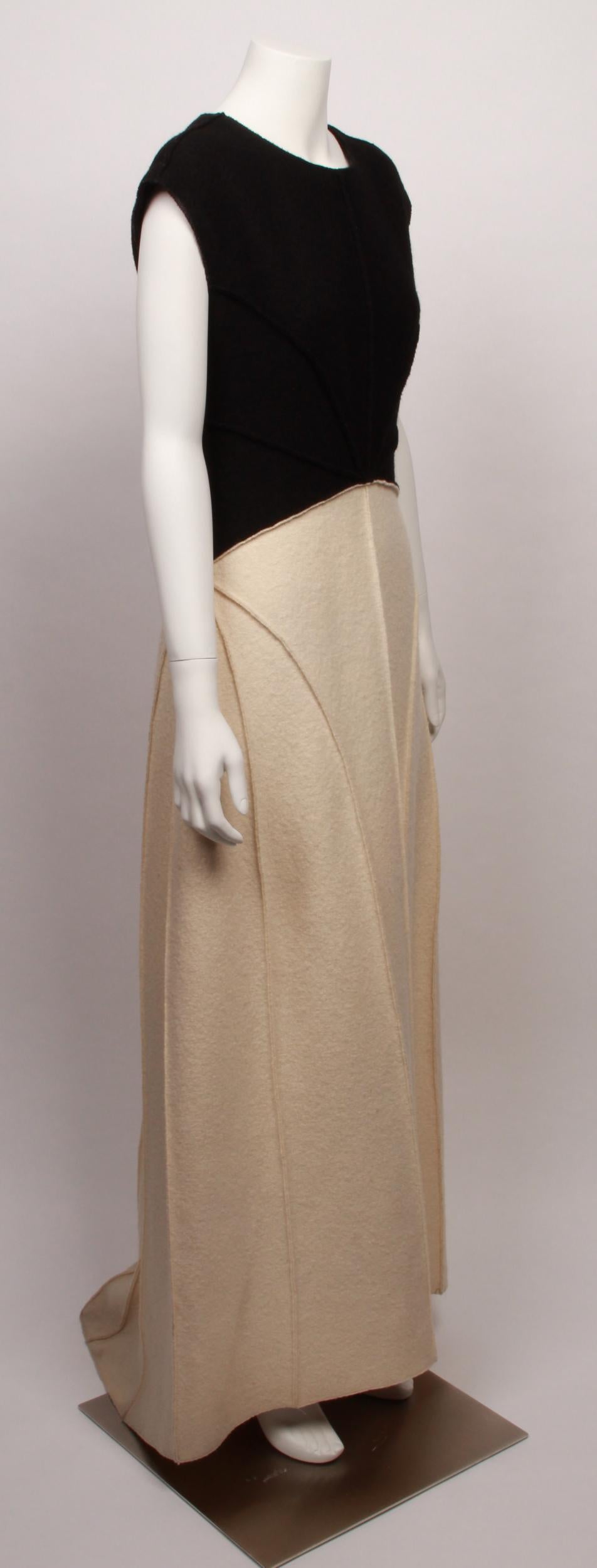 Women's Iconic Chanel Autumn 1999 Black and ivory Wool Gown 