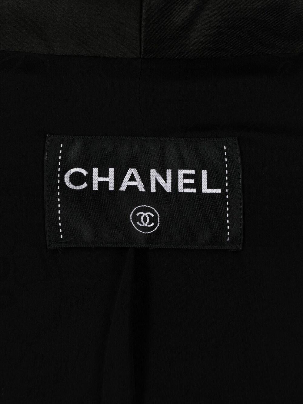 2012 Chanel Paris-Bombay Metiers d Art Black Cotton Boucle Jacket For Sale 3