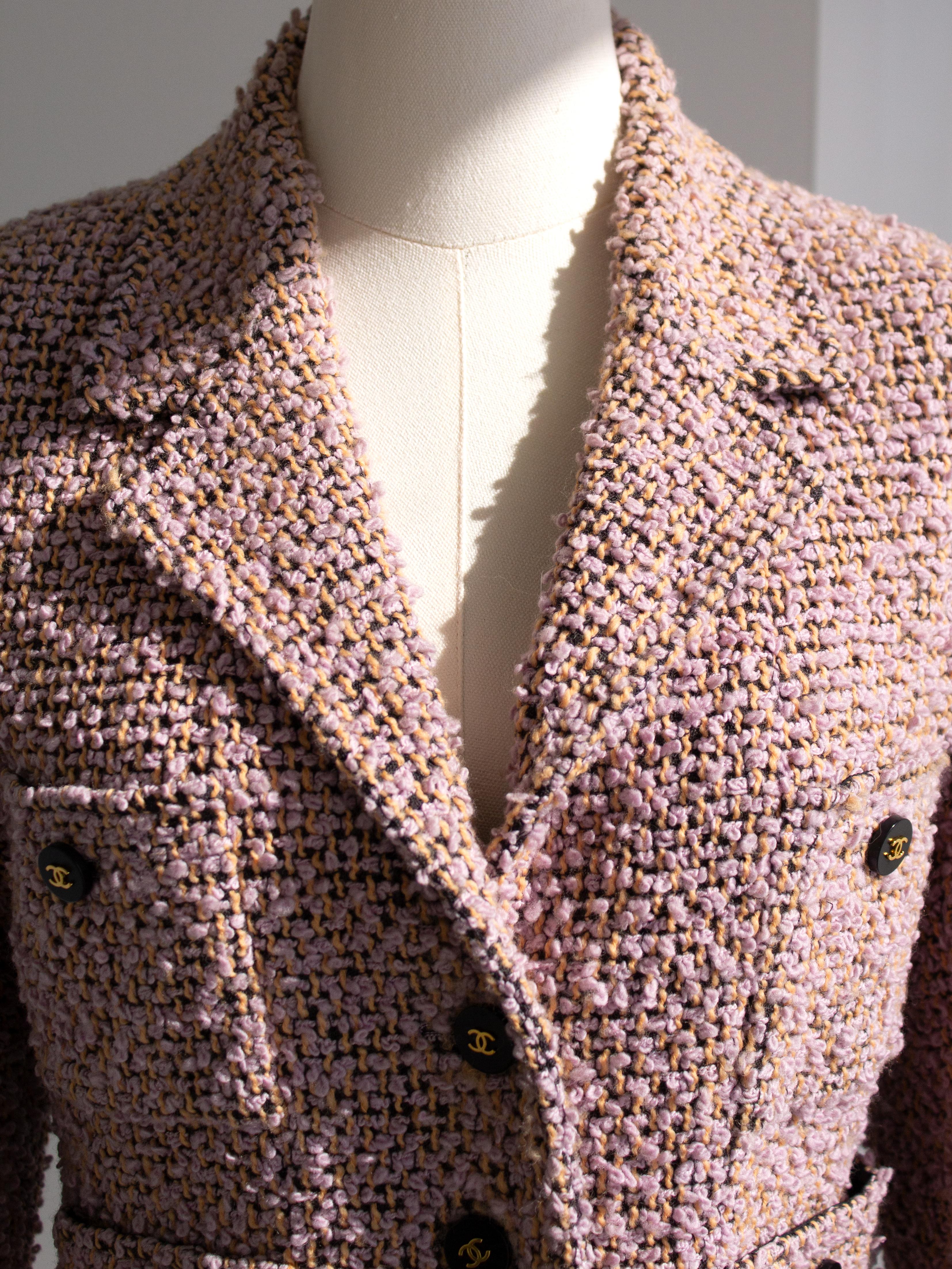Ikonische Chanel Vintage H/W 1994 Lila Schwarz Fantasy Tweed 94A Jacke im Angebot 5