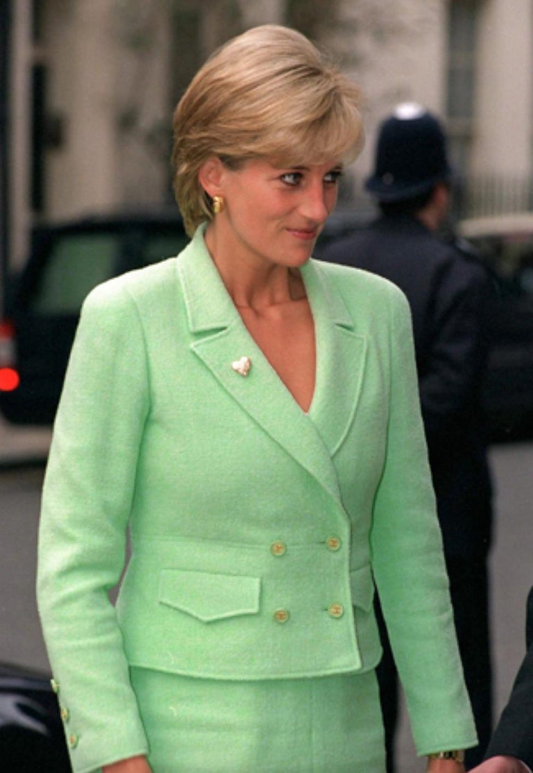 Iconic Chanel Vintage Princess Diana S/S 1997 Green Tweed CC 97P Jacket ...