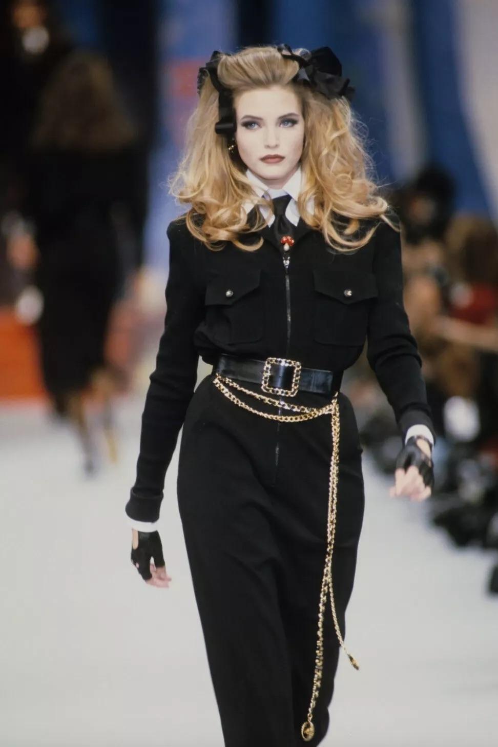 Iconic Chanel Vintage S/S 1992 Karl Black CC Knit Zip Mini 90s Dress 11