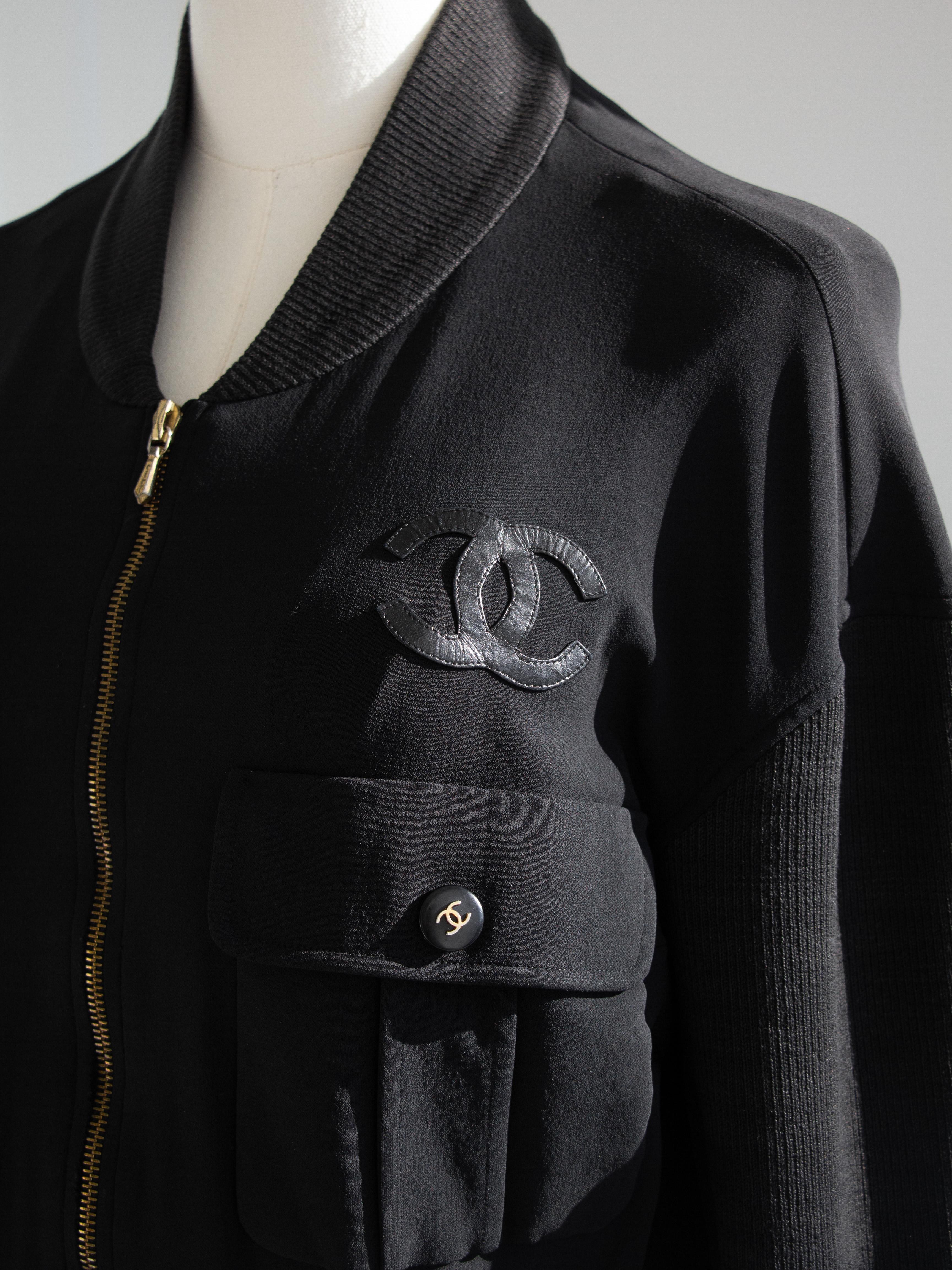 Iconic Chanel Vintage S/S 1992 Karl Black CC Knit Zip Mini 90s Dress 3
