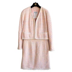 Ikonischer Chanel Vintage F/S 1994 Laufsteg Rosa Popcorn Tweed 94P Jacke Rock Anzug
