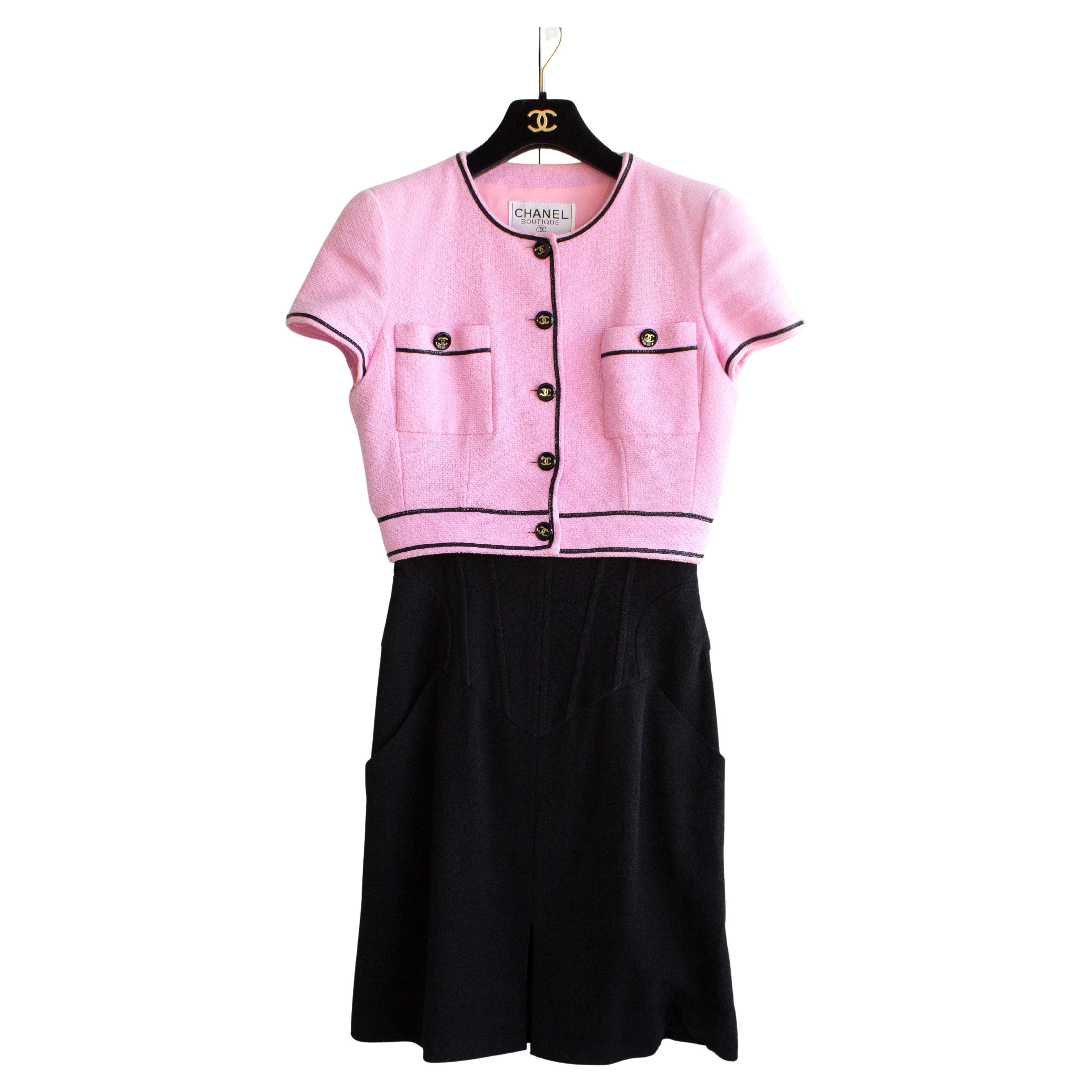Iconic Chanel Vintage S/S 1995 Barbie Cropped Pink Black 95P Jacket Corset Skirt