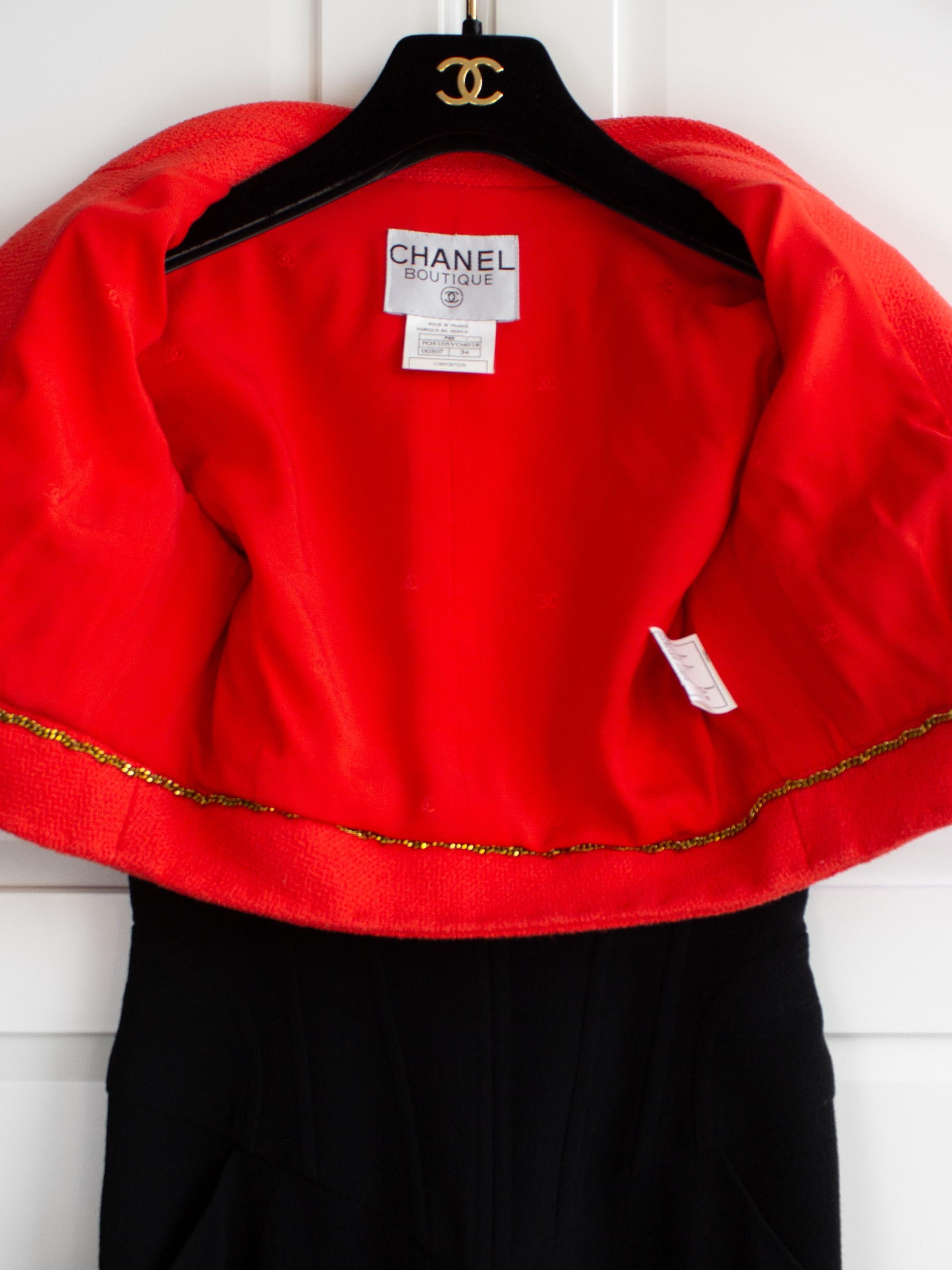 Iconic Chanel Vintage S/S 1995 Barbie Cropped Red Black 95P Jacket Corset Skirt  6