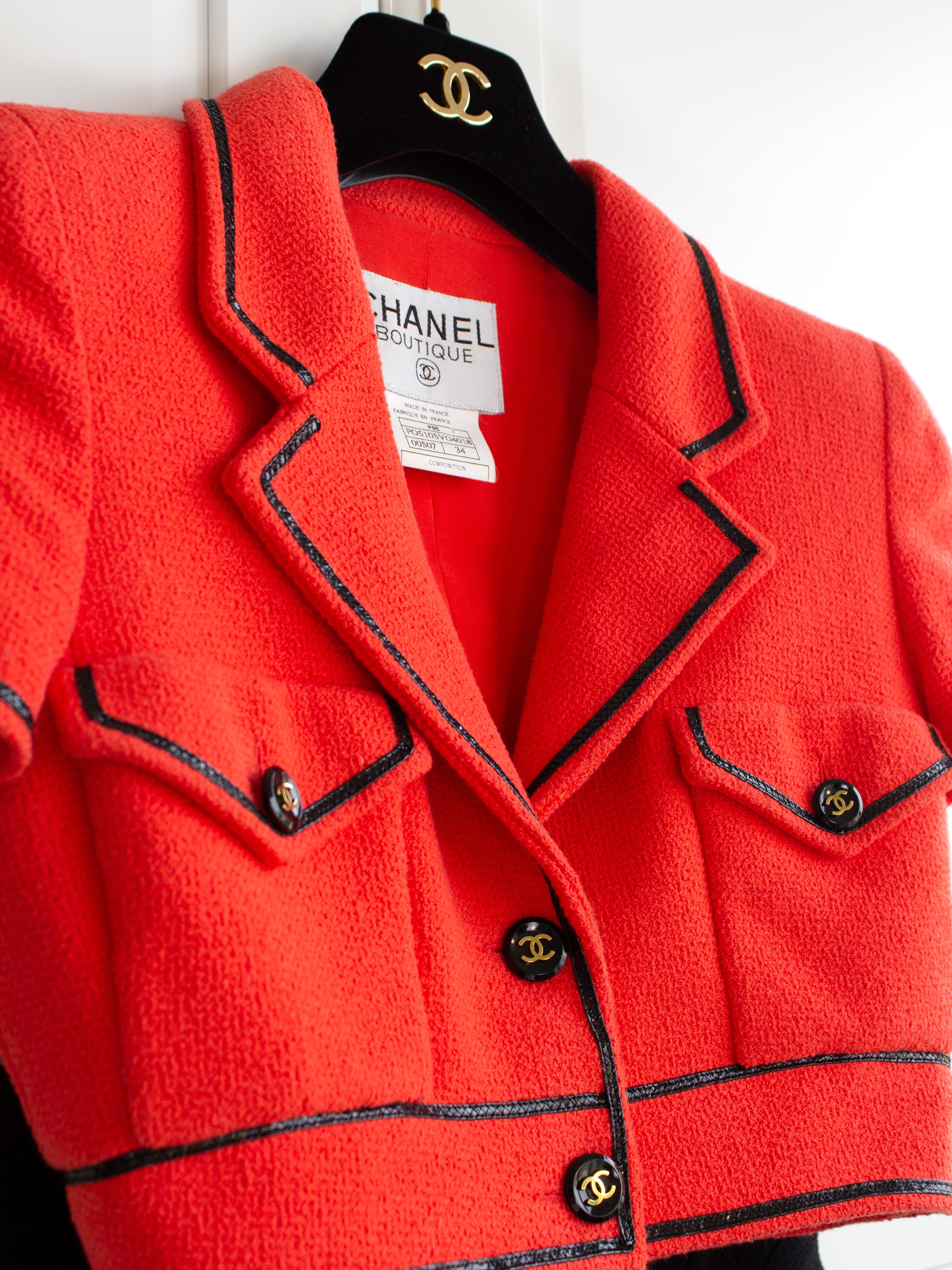 Iconic Chanel Vintage S/S 1995 Barbie Cropped Red Black 95P Jacket Corset Skirt  3
