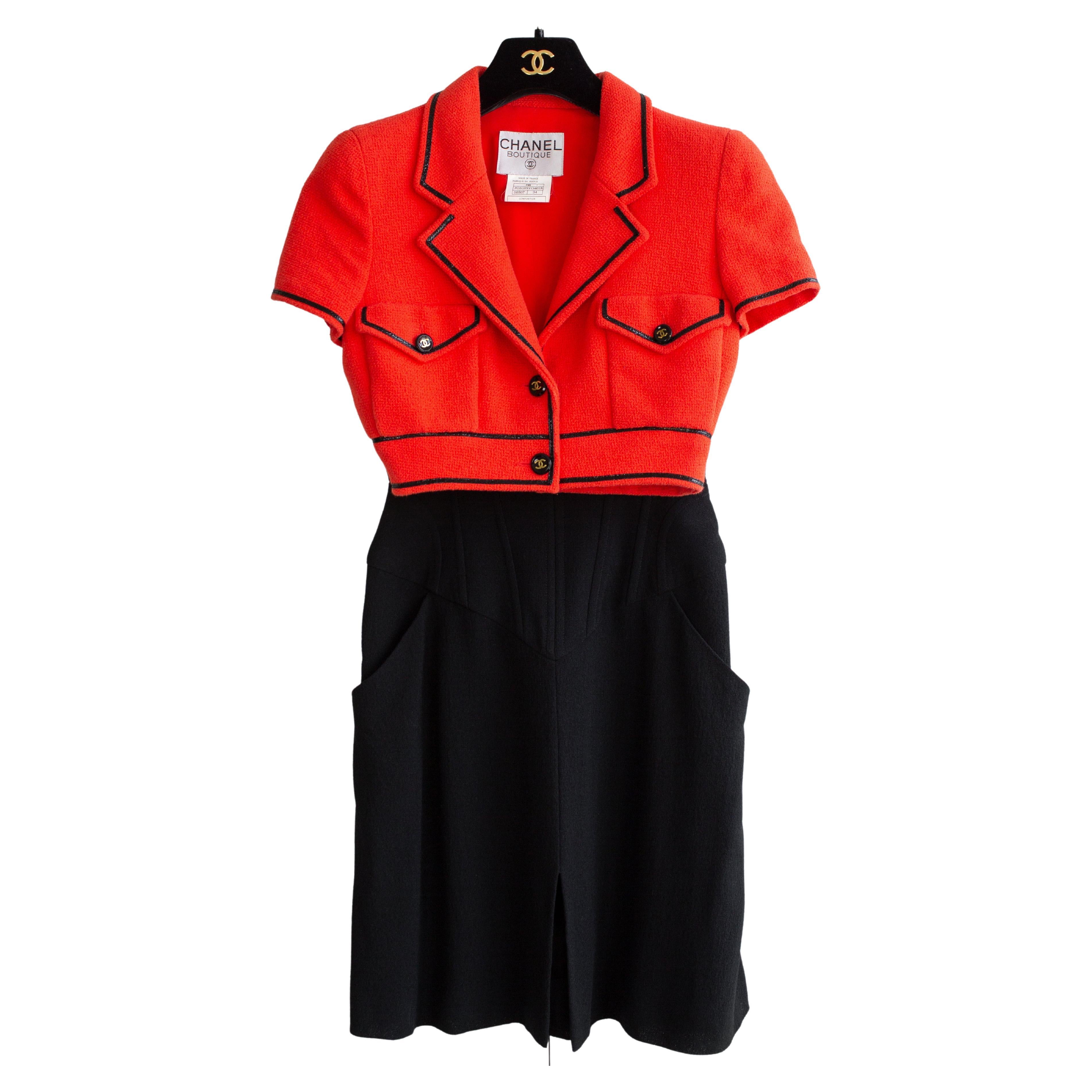 Chanel Collection Jacket and Skirt Set 95P