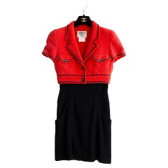 Iconic Chanel Vintage S/S 1995 Barbie Cropped Red Black 95P Jacket Corset Skirt