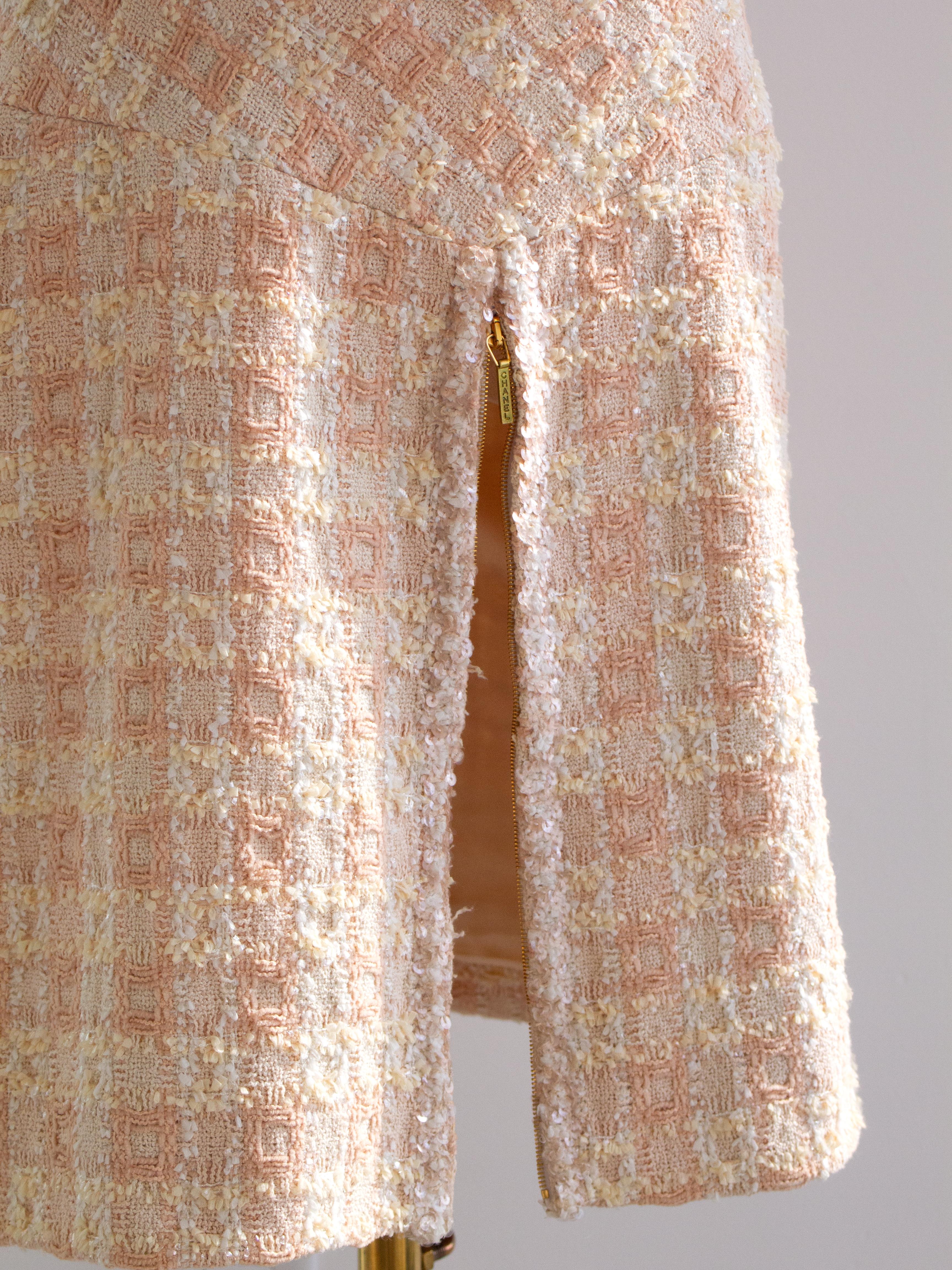 Iconic Chanel Vintage S/S 1995 Barbie Pink Sequin Tweed 95P Jacket Suit 13