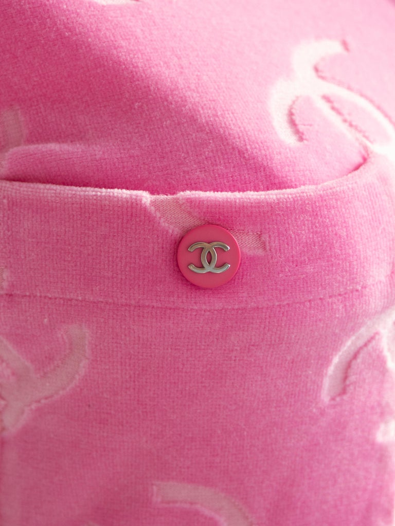 Iconic Chanel Vintage S/S 1996 Pink Velour CC Logo Button 96P Top  