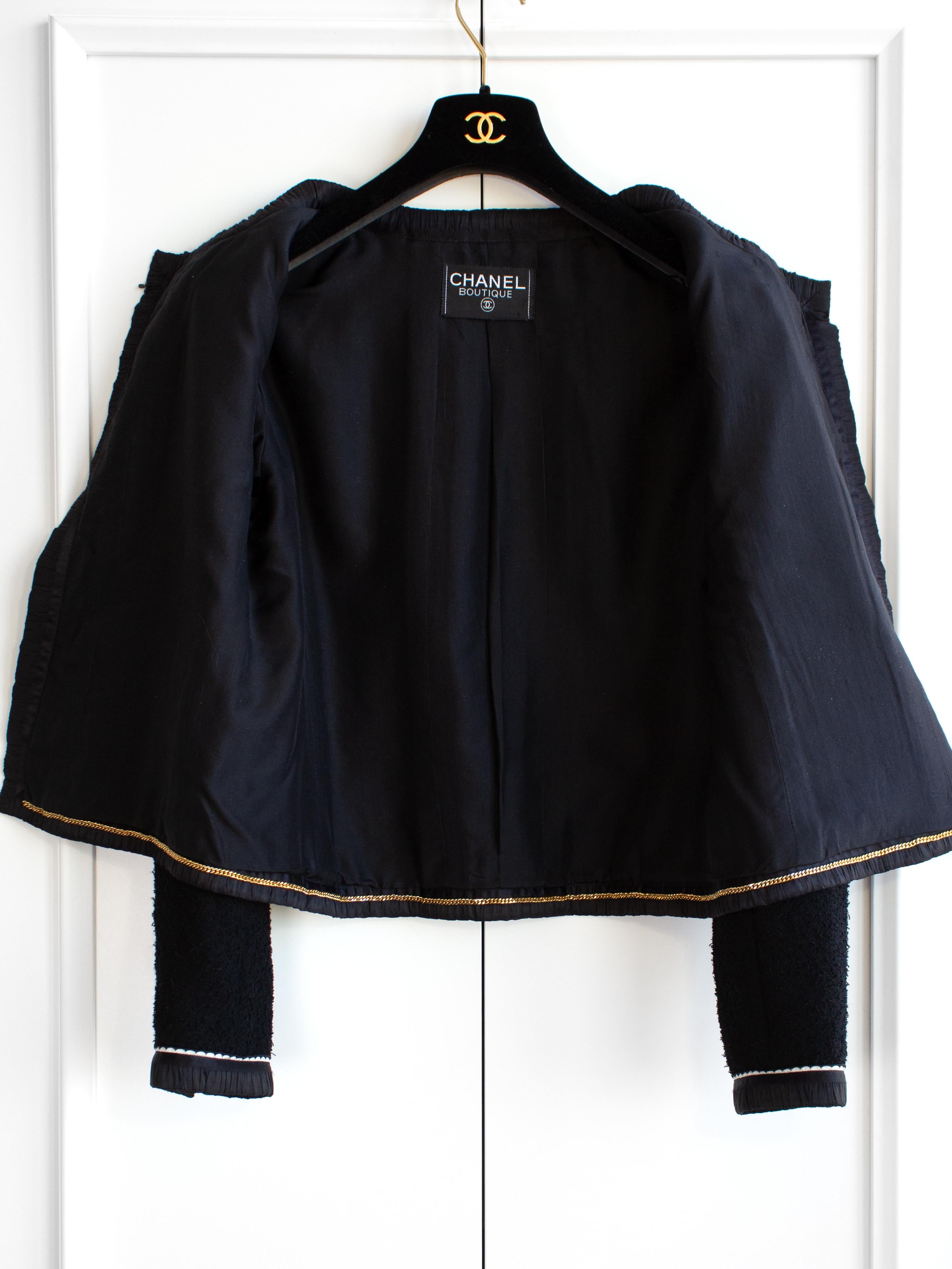 Iconic Chanel Vintage S/S1994 Navy Blue White Trims 94P Jacket Skirt Suit 10