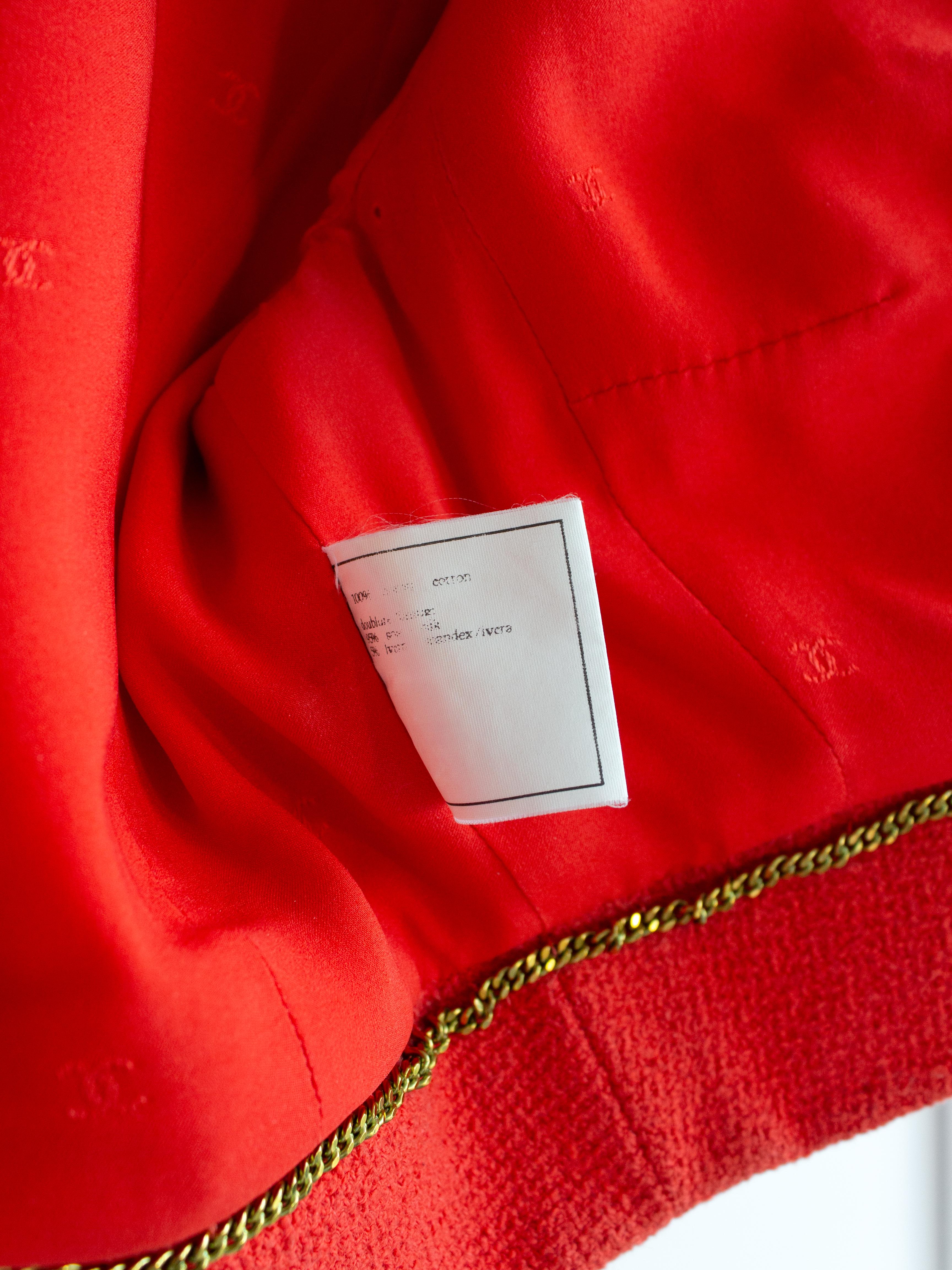 Iconic Chanel Vintage S/S1995 Barbie Cropped Red Black 95P Jacket 10