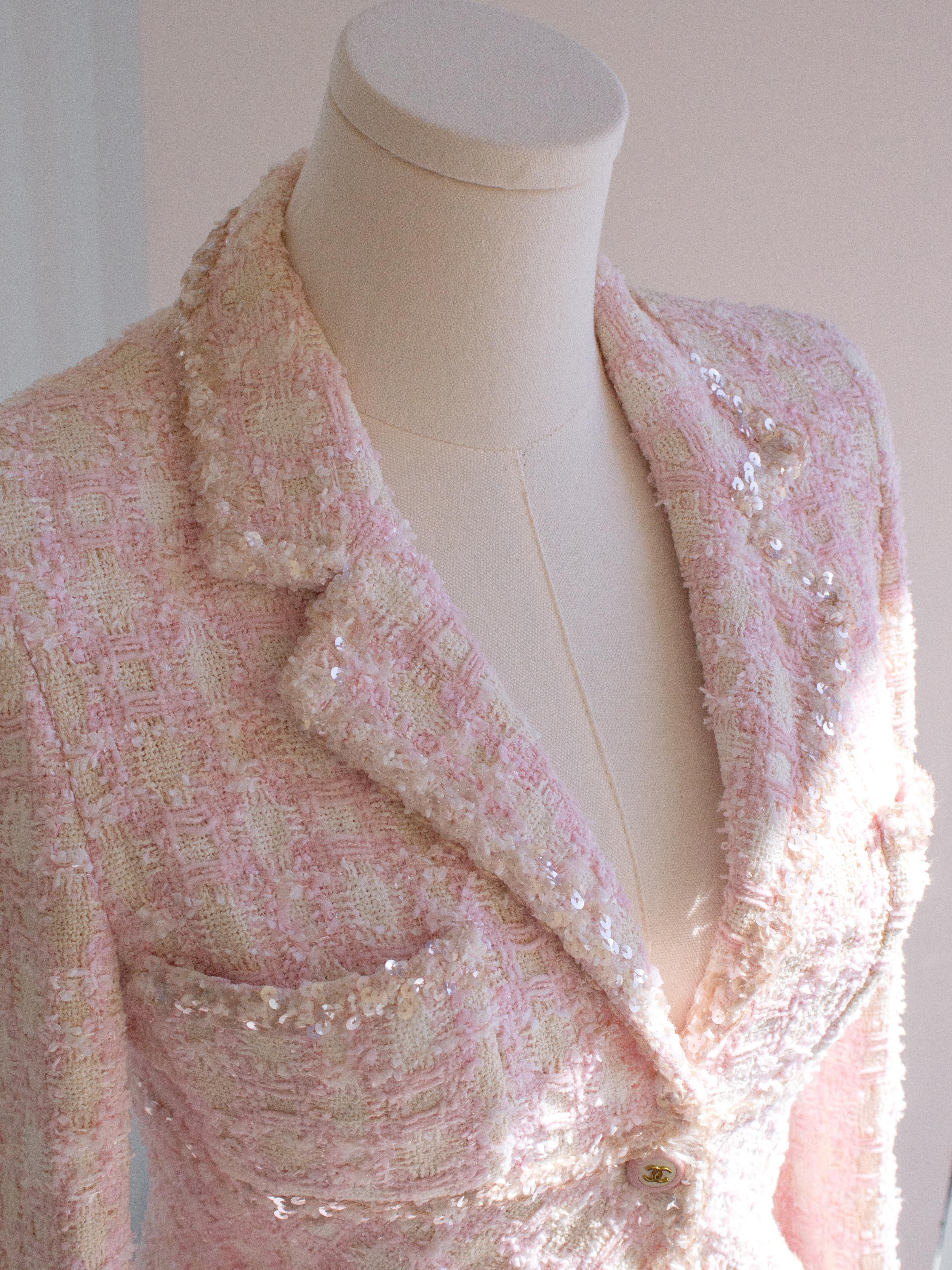 Iconic Chanel Vintage S/S1995 Barbie Pink Sequin Tweed 95P Jacket Suit 5